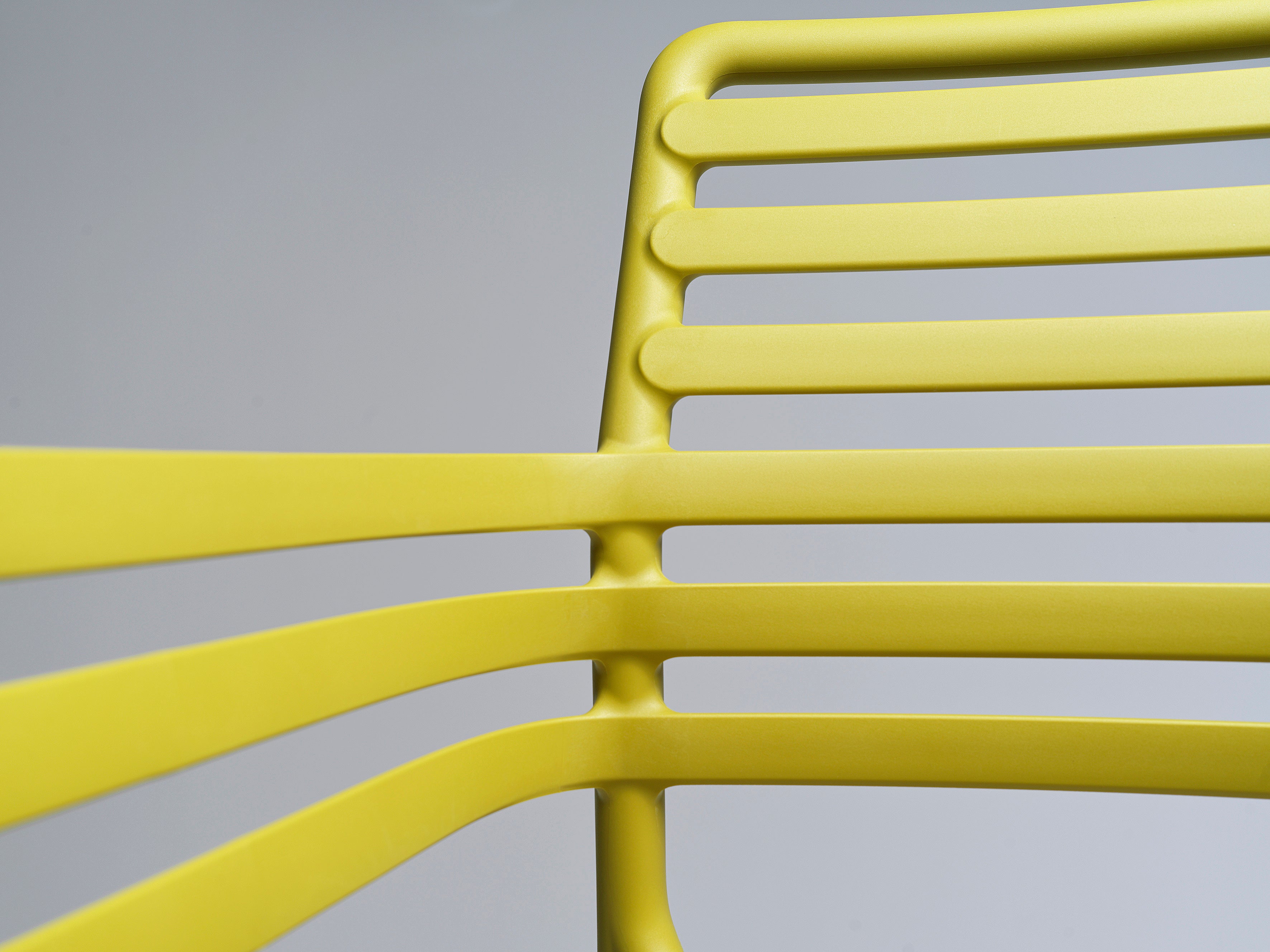 Outdoor chair with armrests DOGA agave