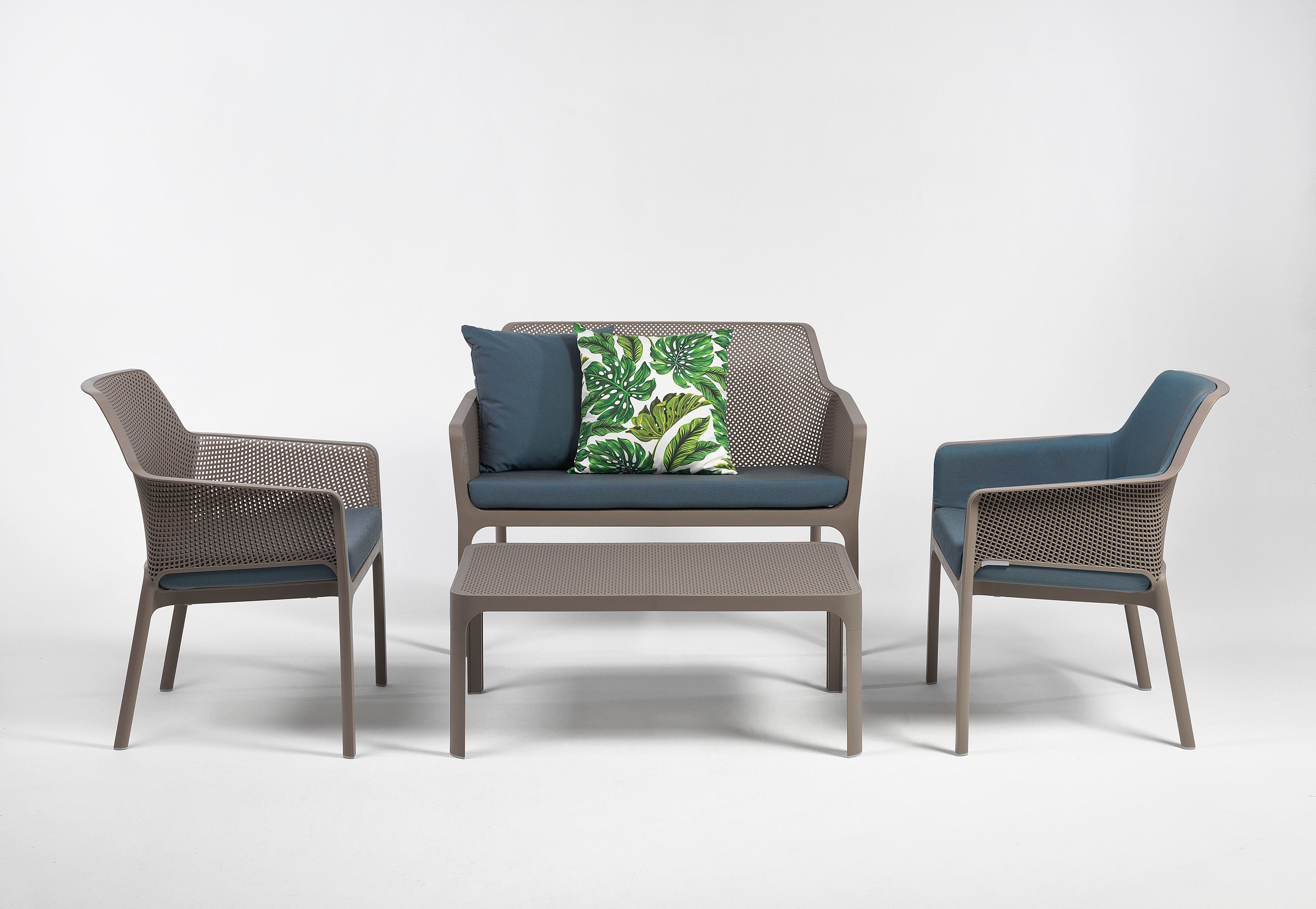 NET RELAX outdoor armchair in anthracite