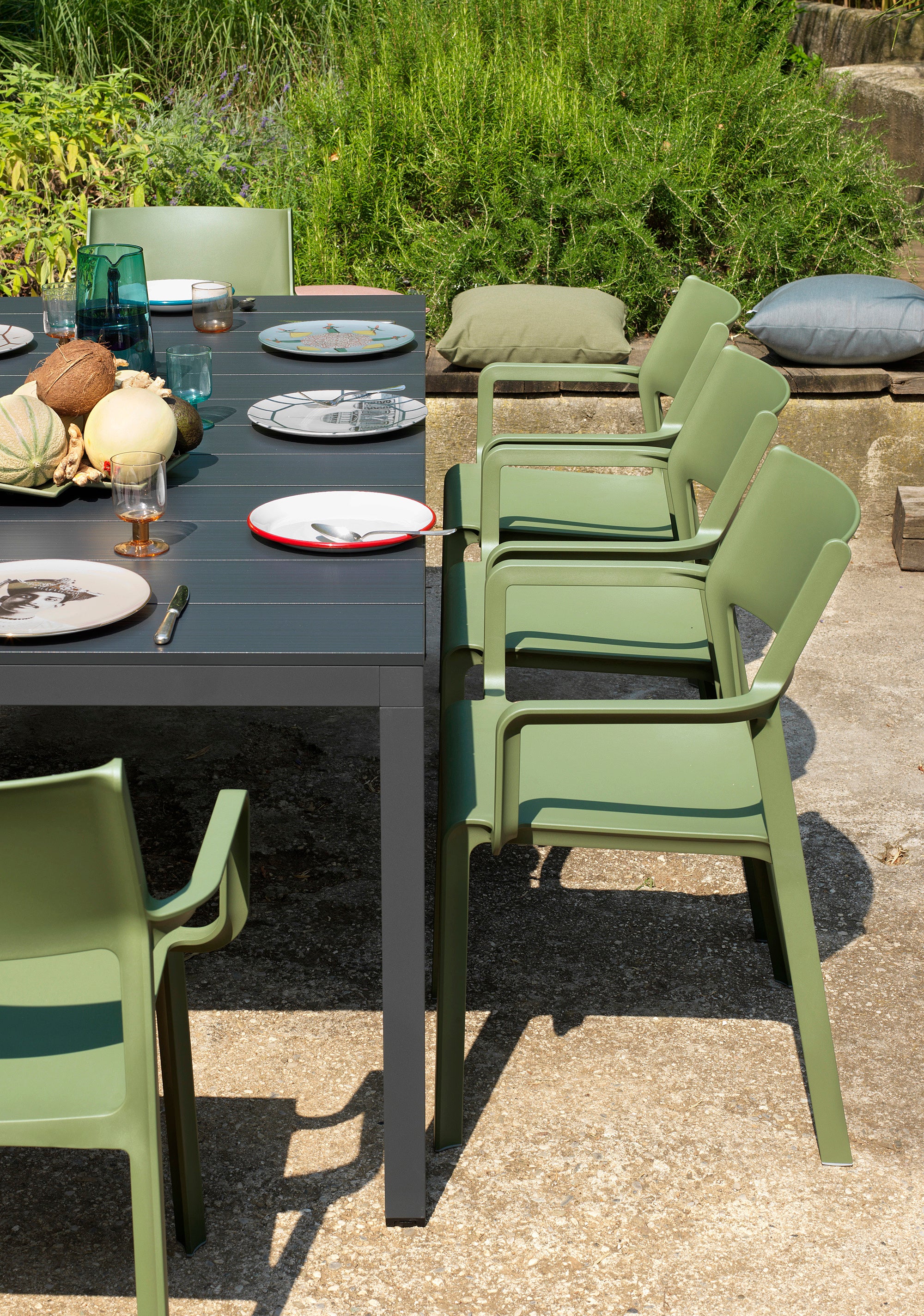 Outdoor chair with armrests TRILL taupe