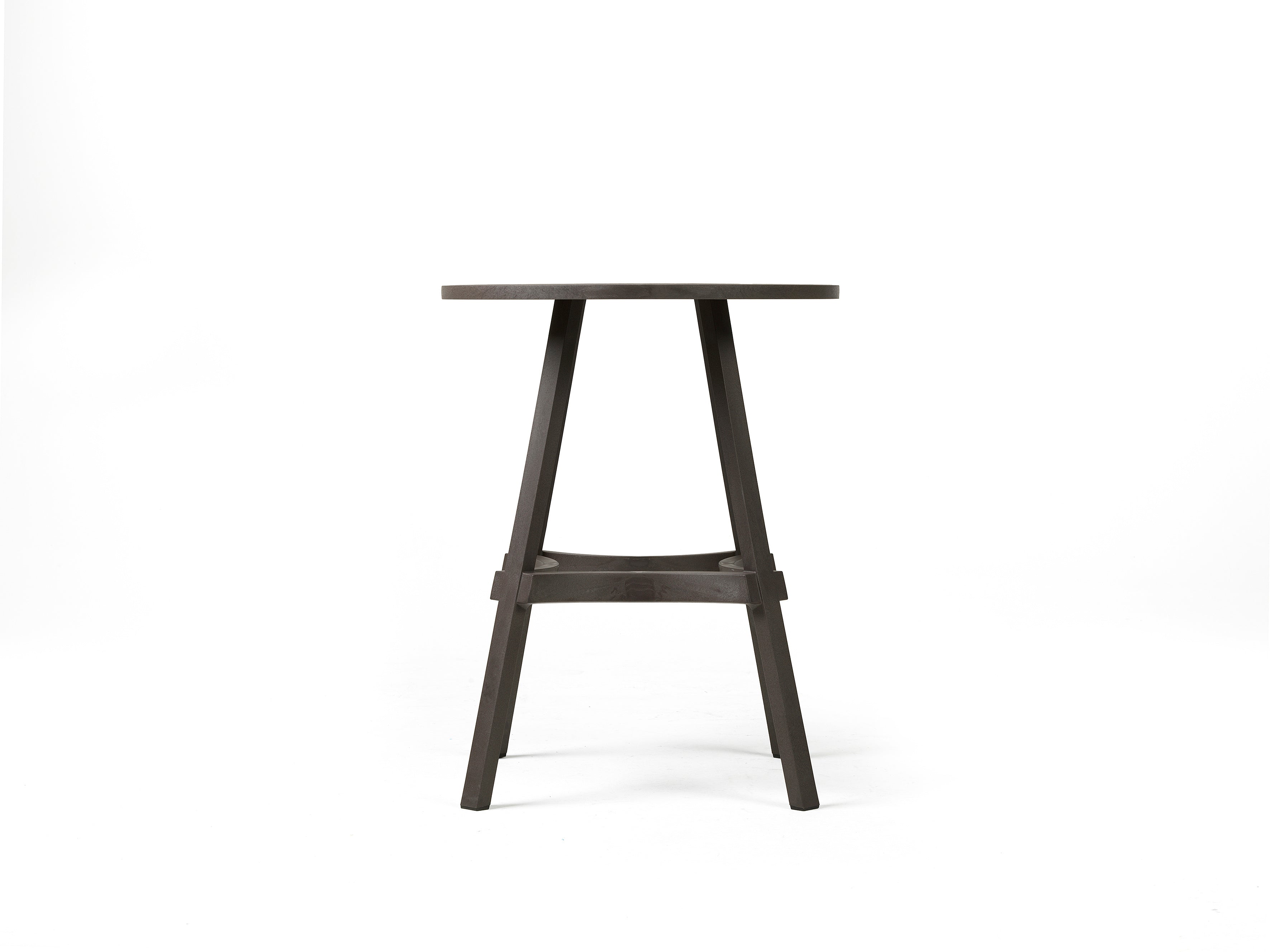 COMBO Round Outdoor Table in Earthy Brown