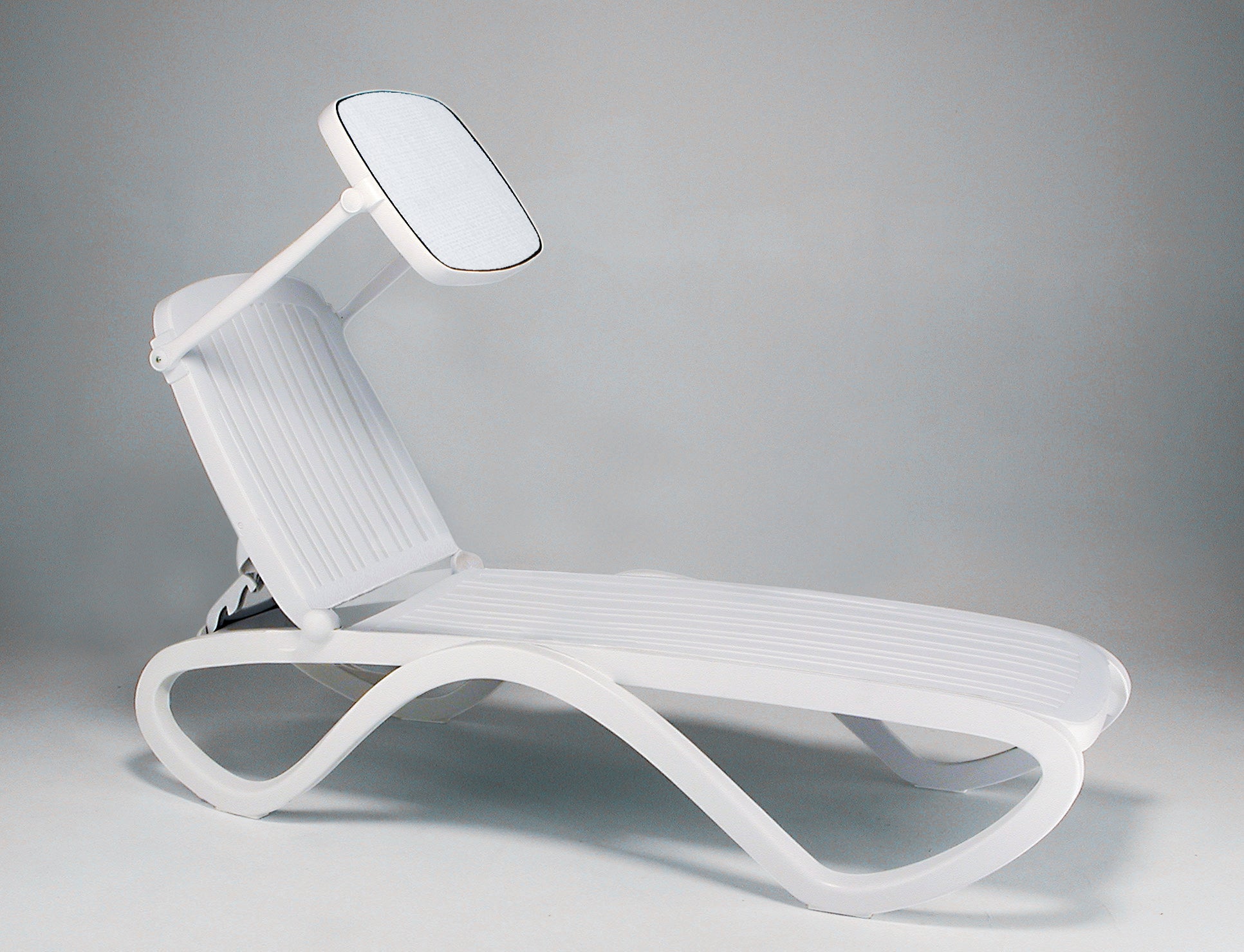 Outdoor Lounger TROPICO taupe [wycofane]
