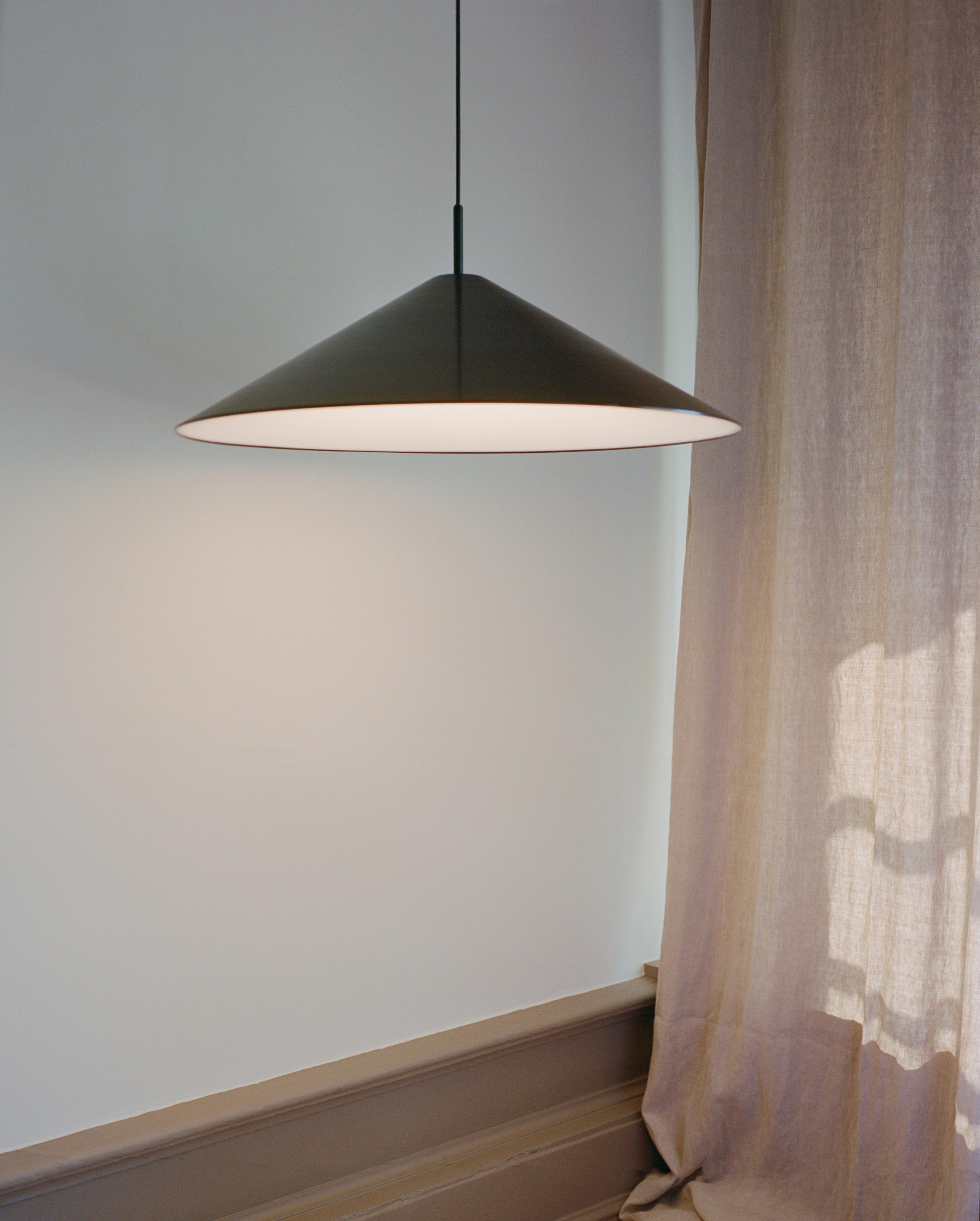 Black brolly hanging lamp