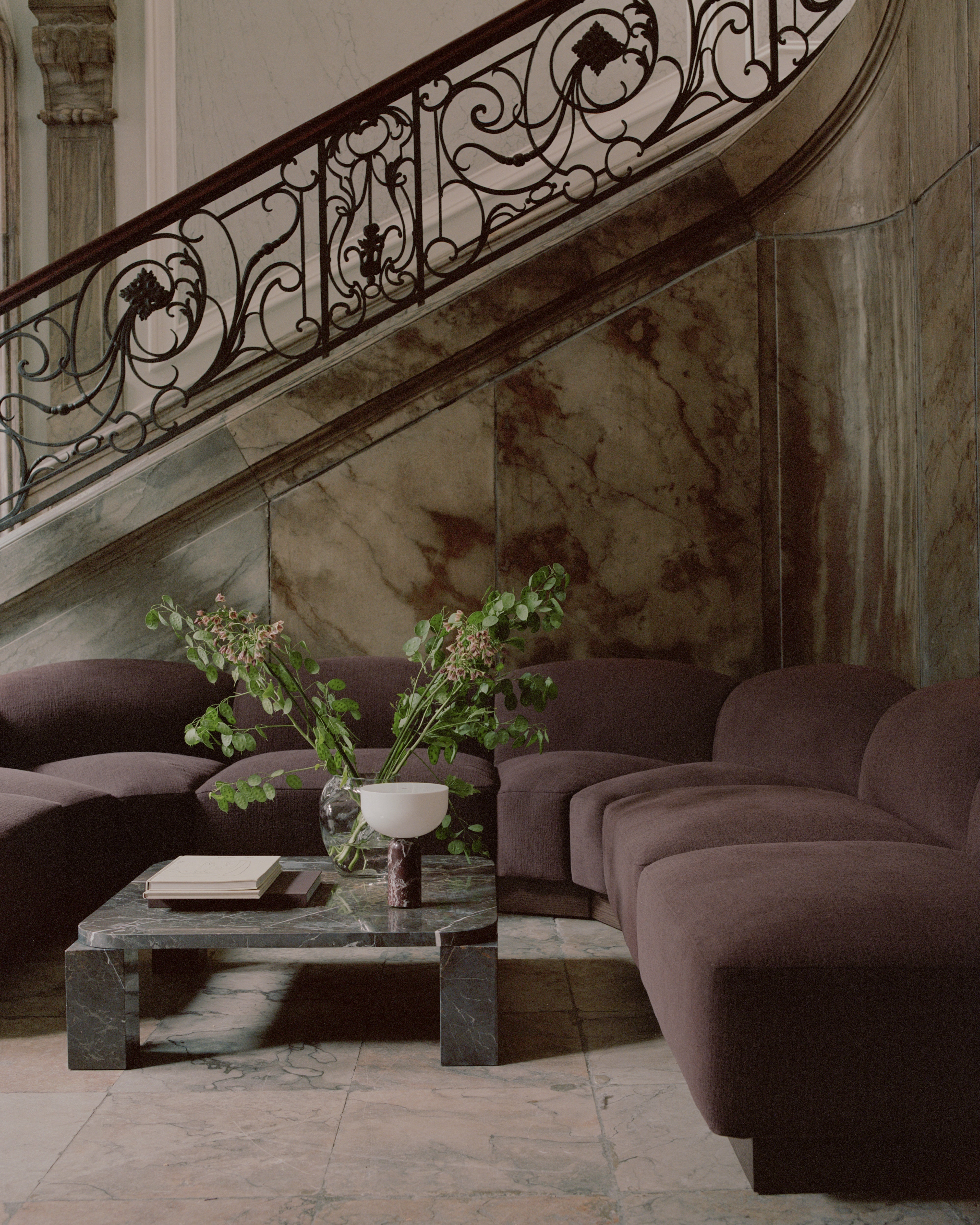 Modularer halbkreisförmiger linker SHORE Ecksofa, personalisierbar