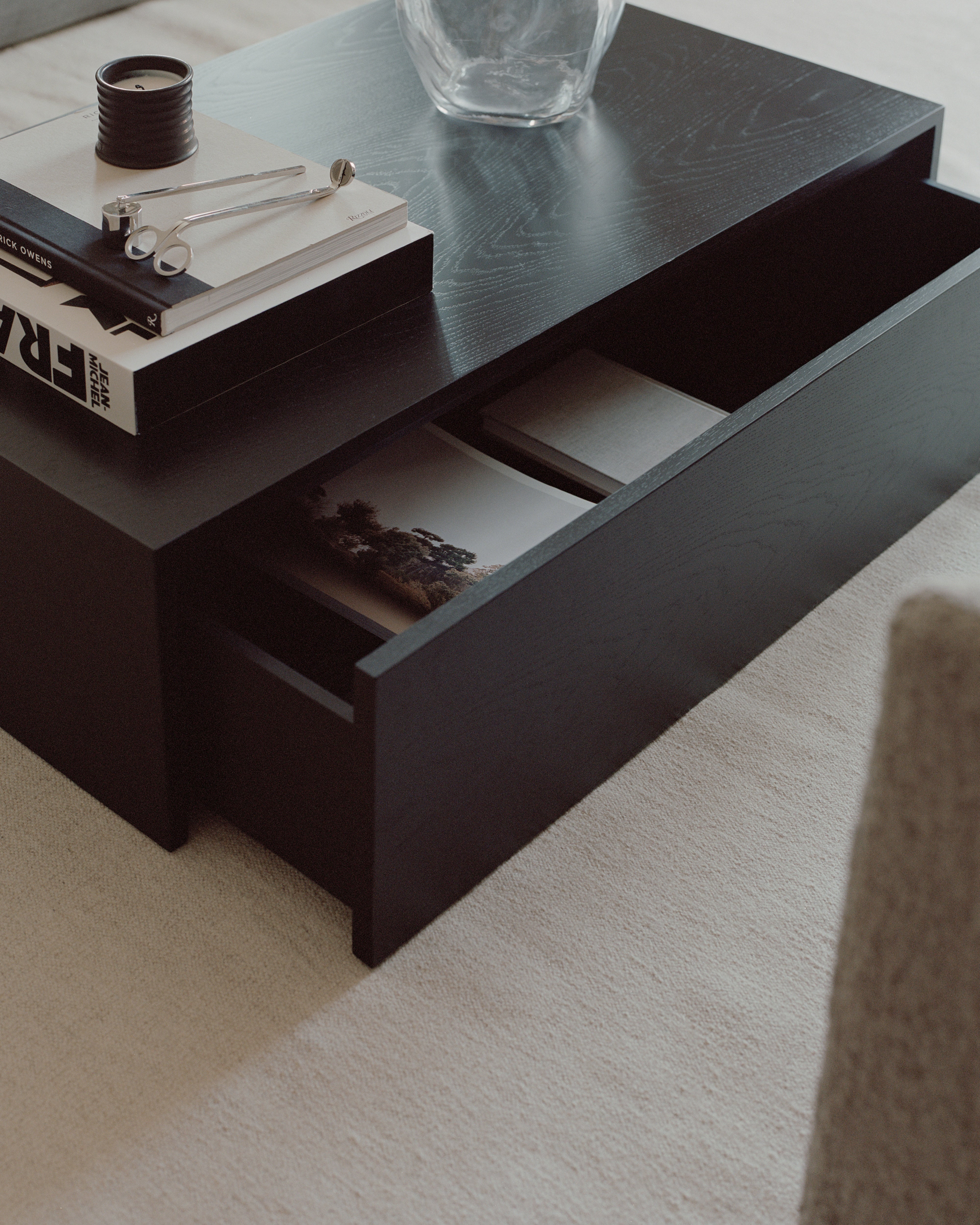 Coffee table with a drawer Mass black oak veneer