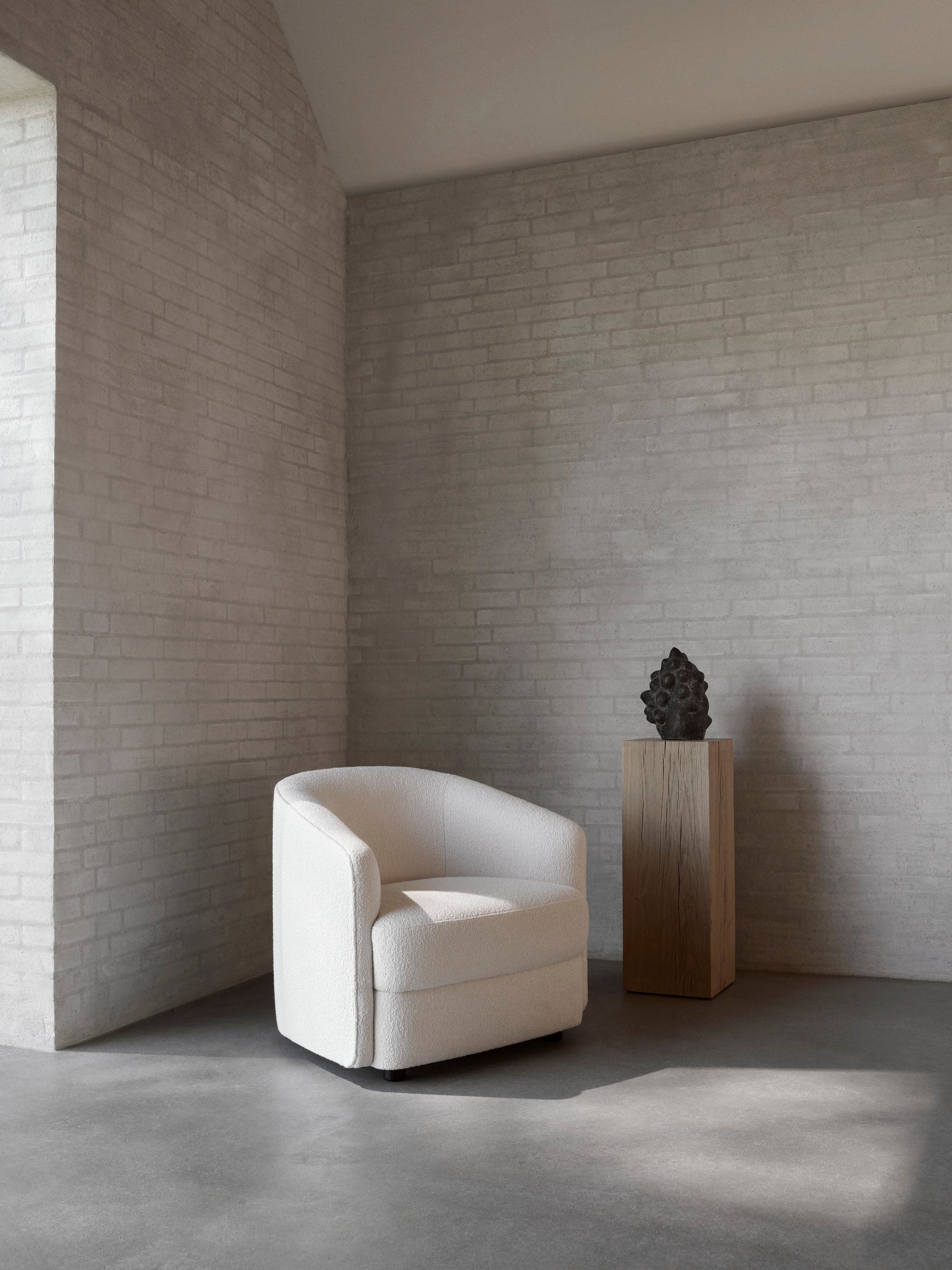Covent Nevotex Barnum Lana armchair 24 broken white