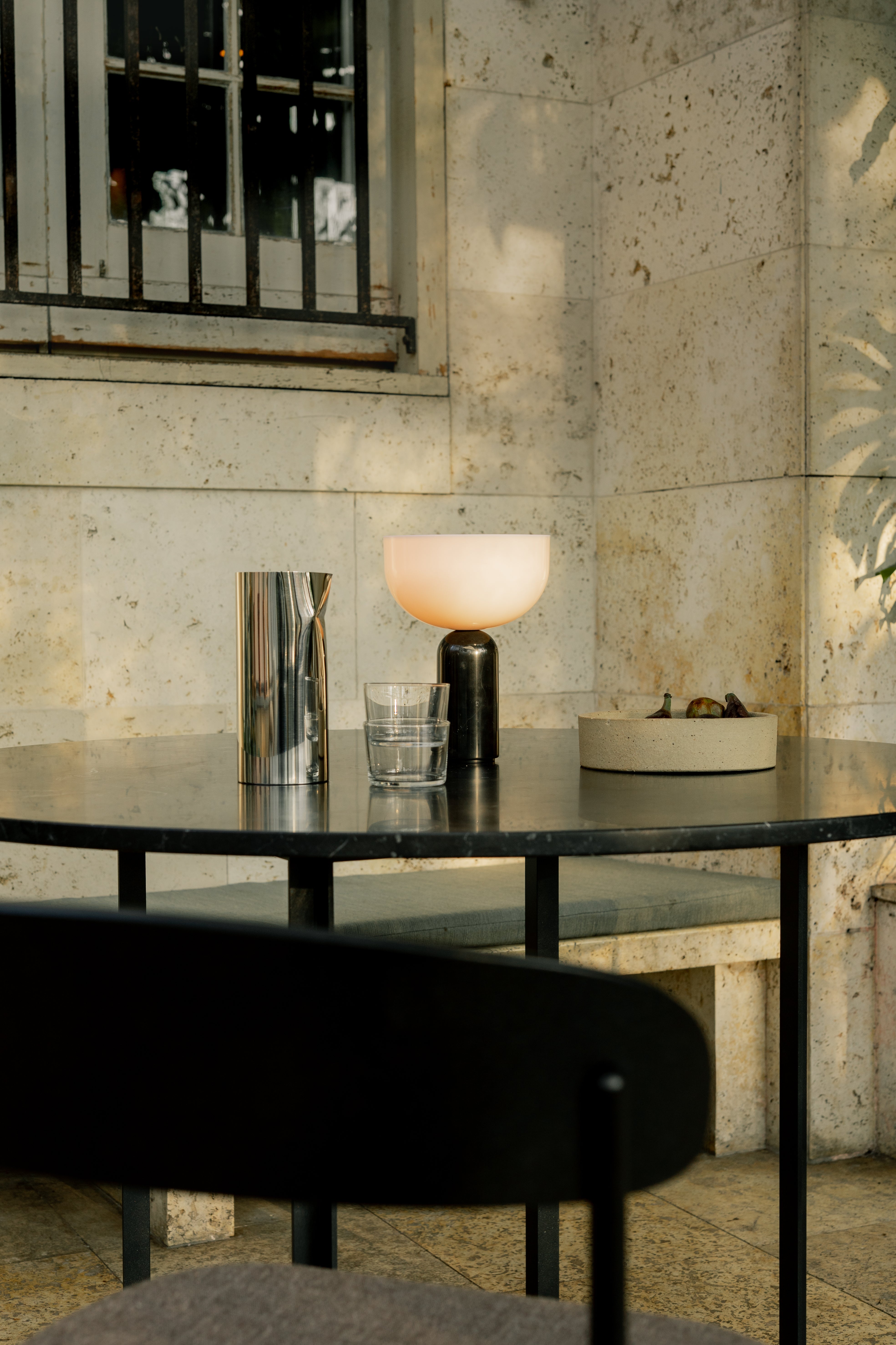 KIZU portable lamp black marble