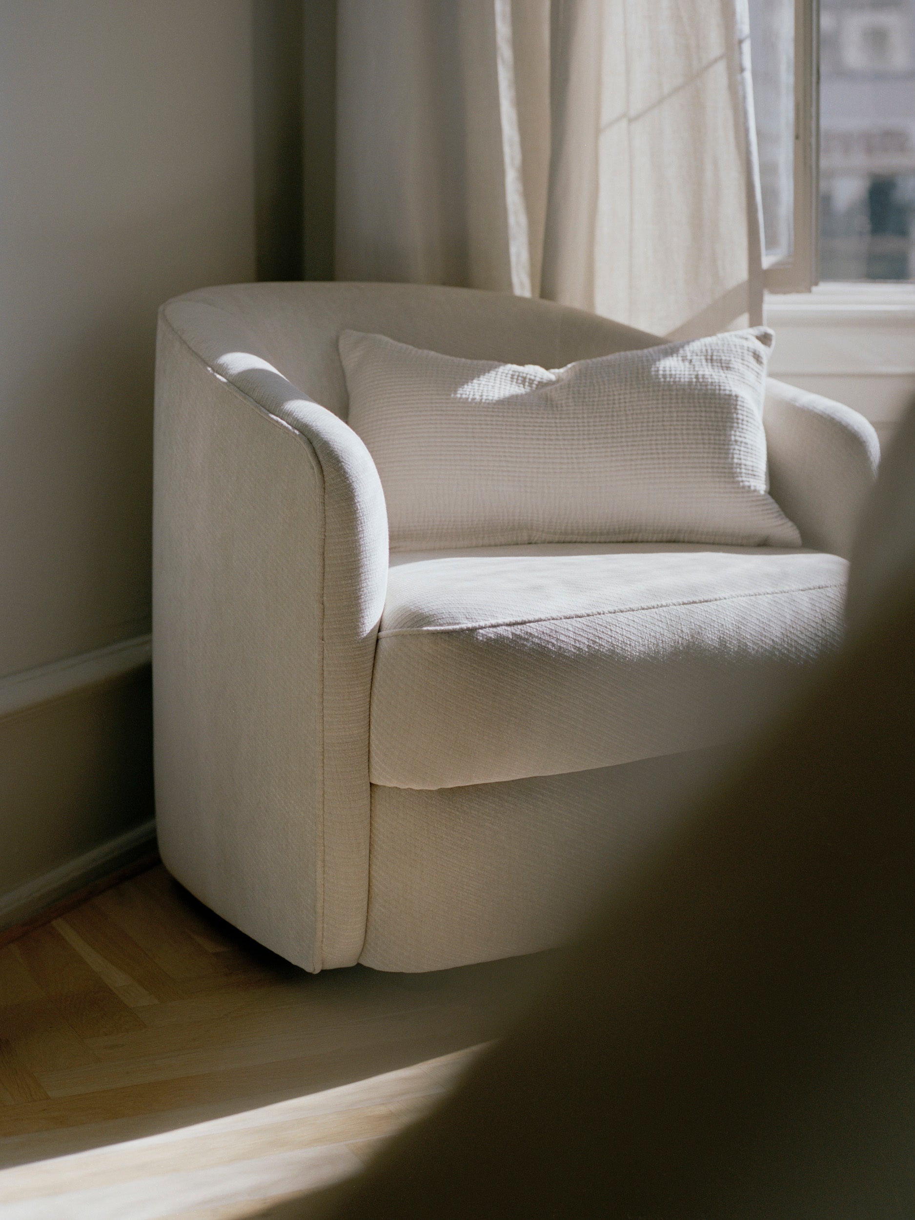 Upholstered Covent armchair