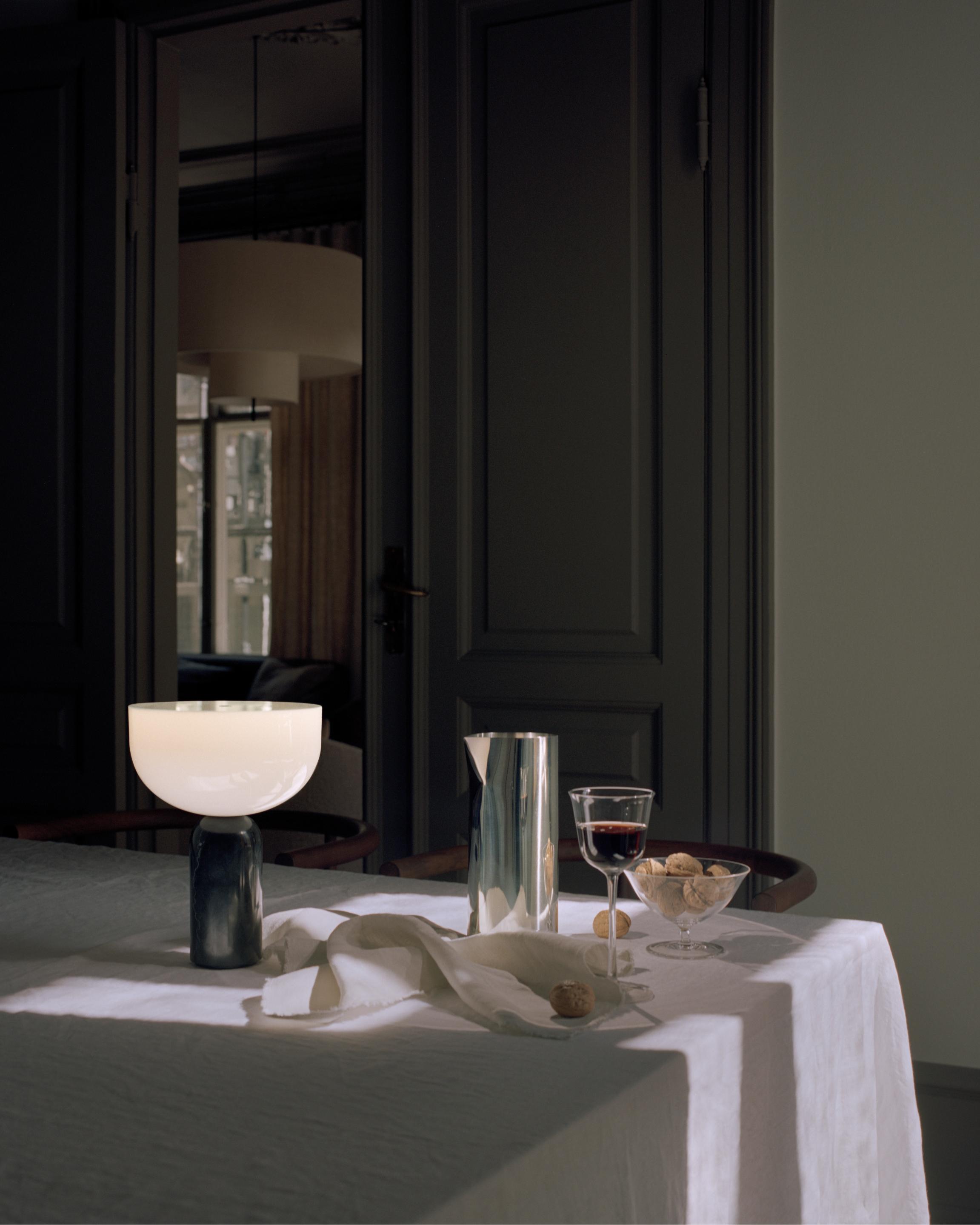 KIZU portable lamp black marble