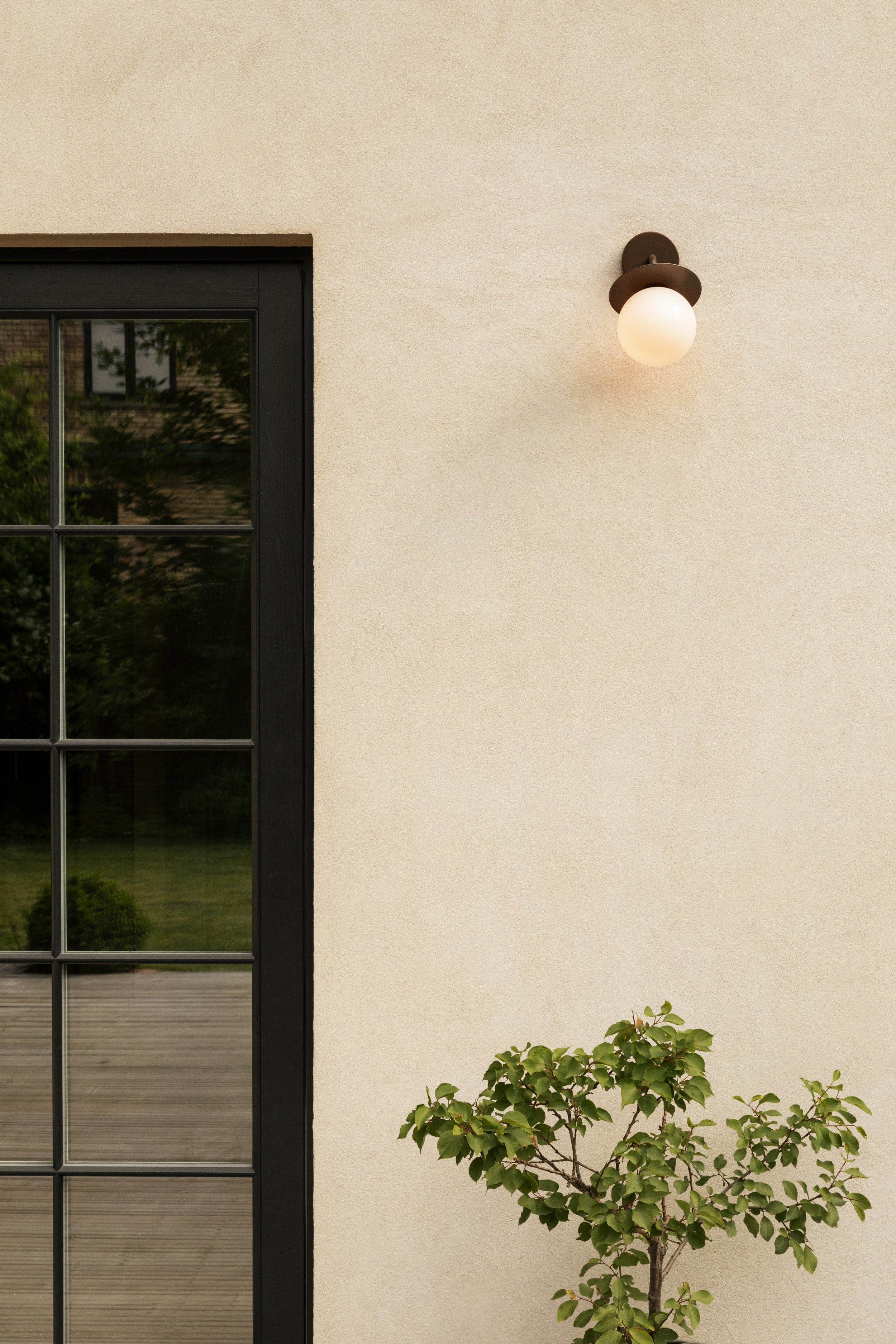 Outdoor wall lamp LIILA dark brown with opal glass