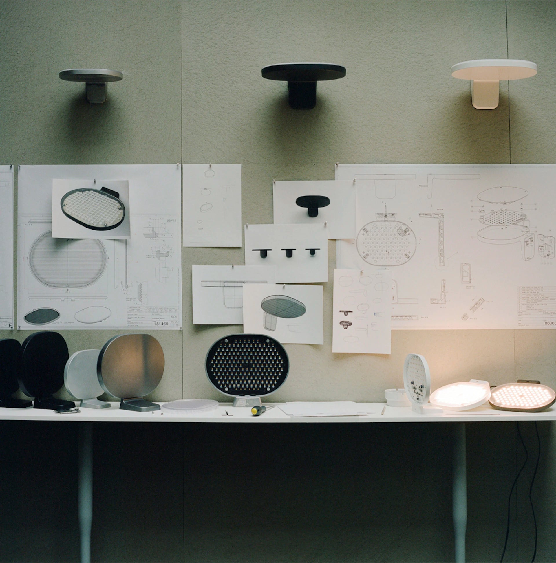 OPLIGHT Black Wall Lamp