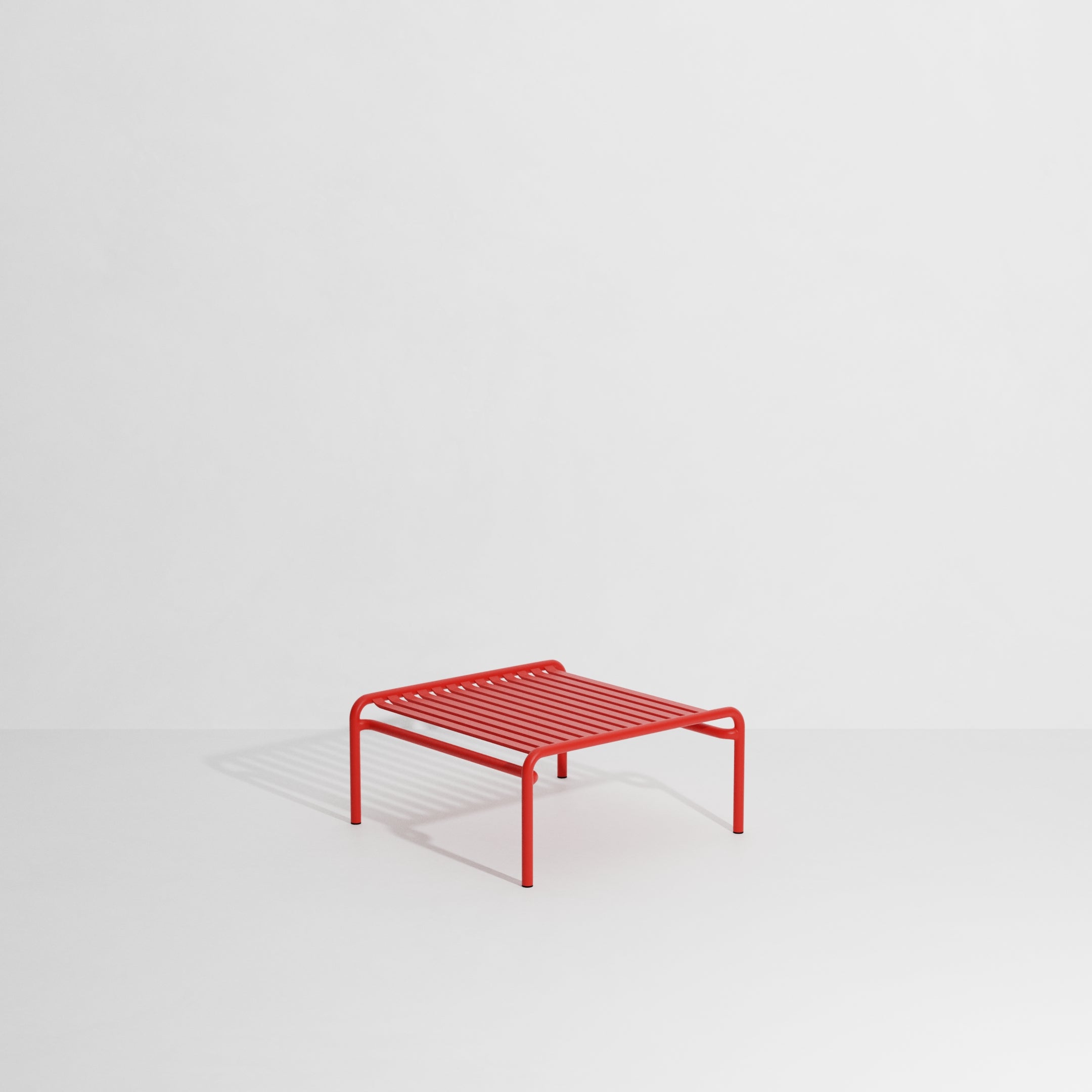 WEEK-END Square Outdoor Coffee Table in Red