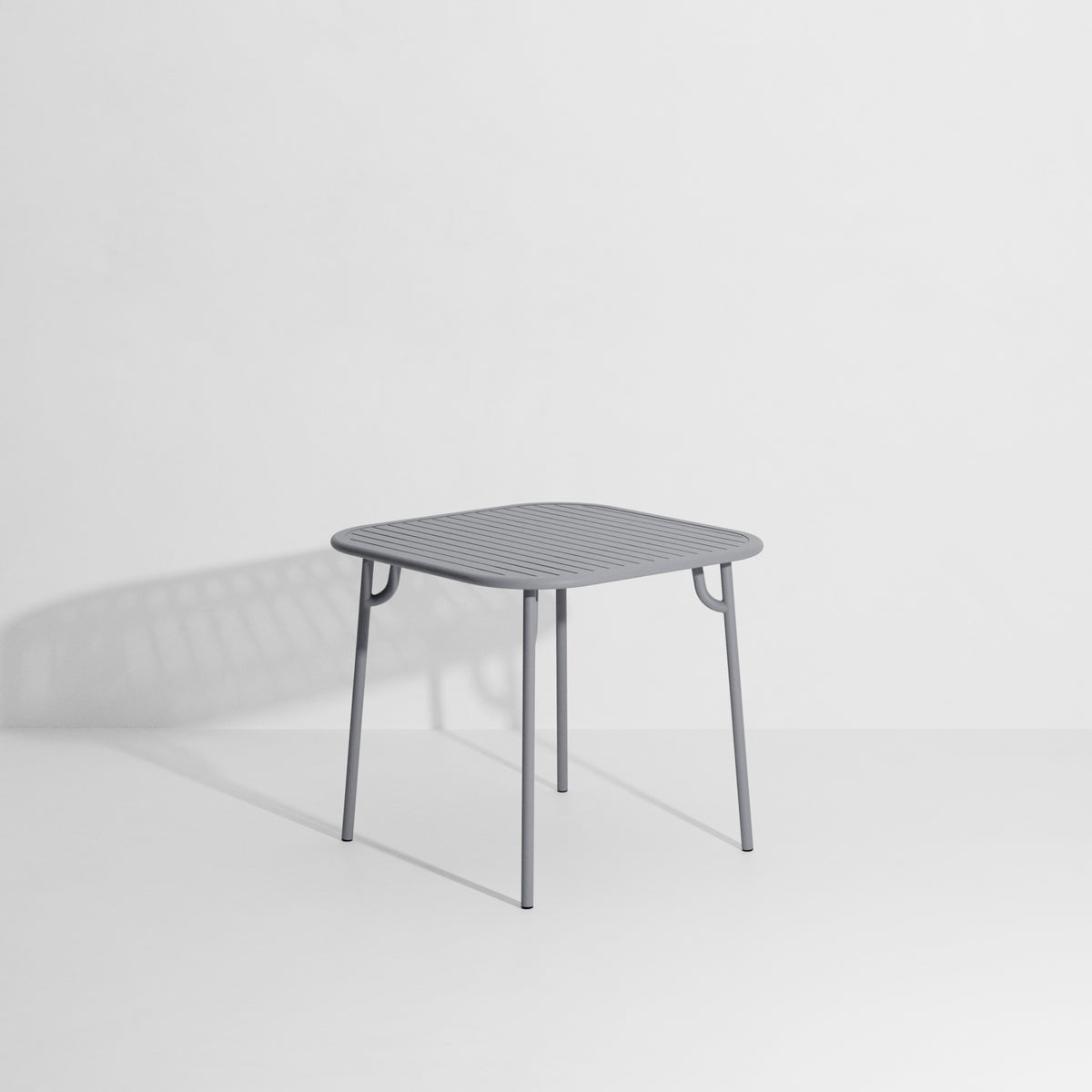 WEEK-END Square Garden Table in Gray