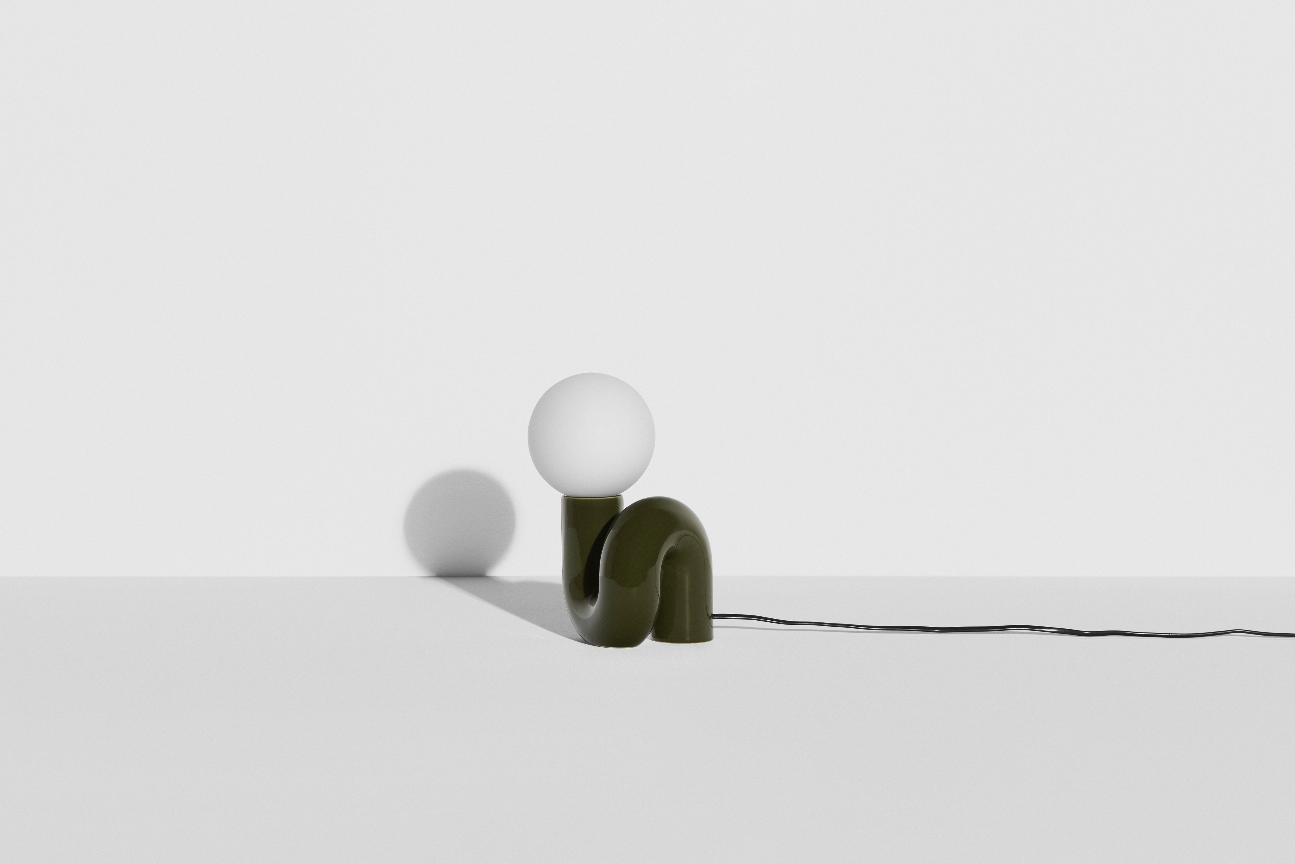 NEOTENIC green table lamp