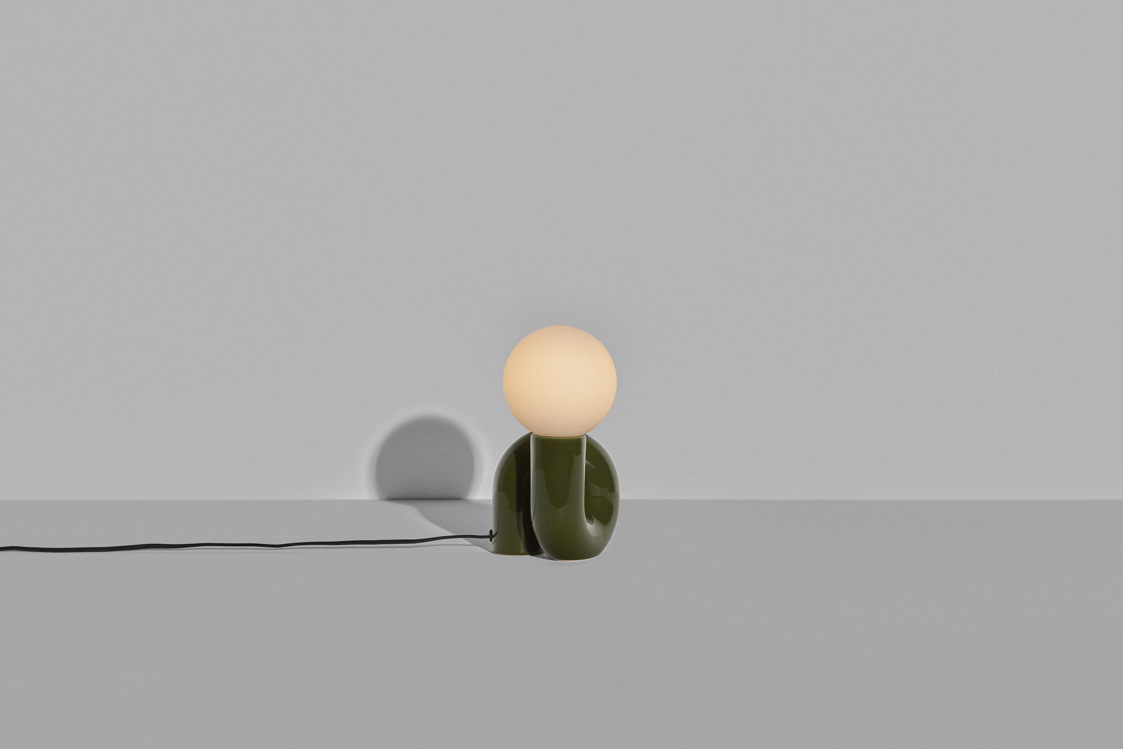 NEOTENIC green table lamp
