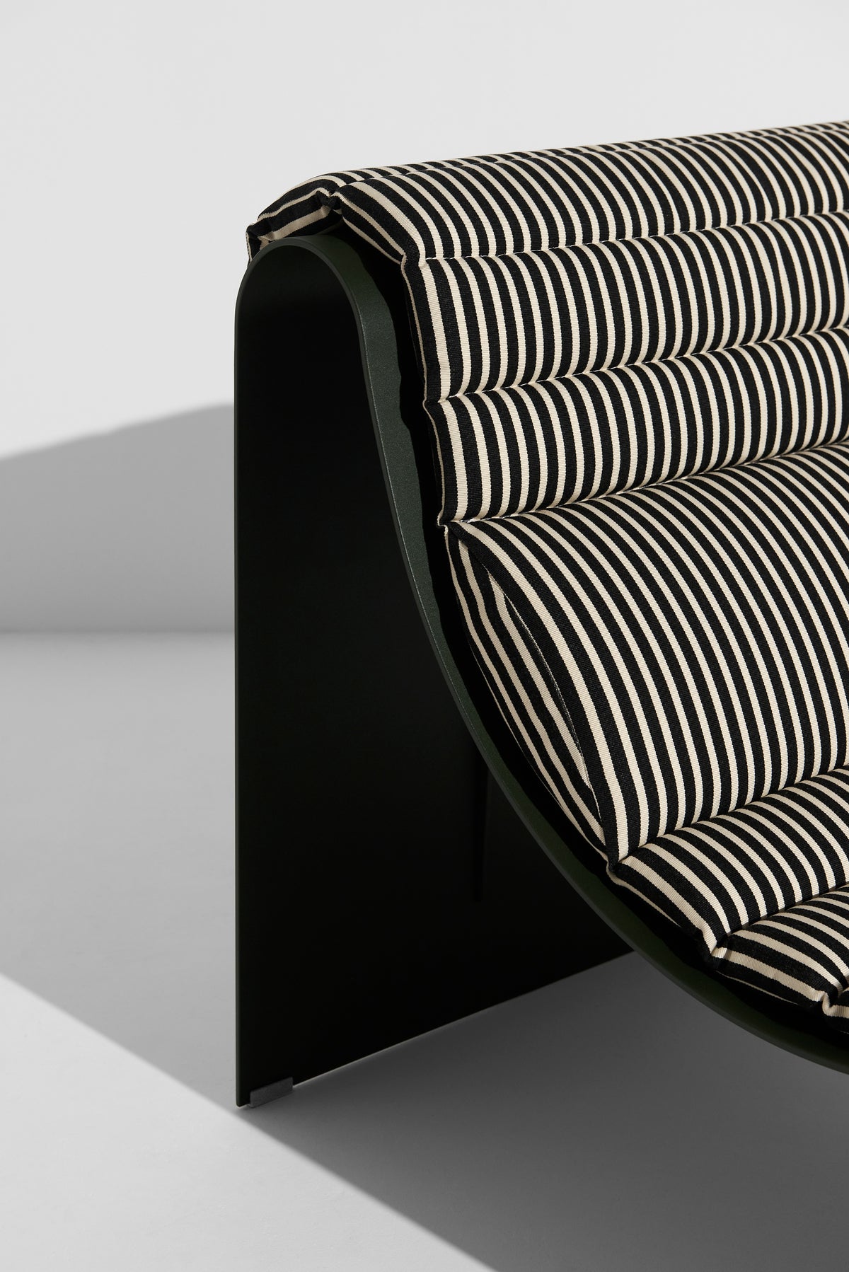 ECLIPSE Armchair in Dark Green with Striped Cushion