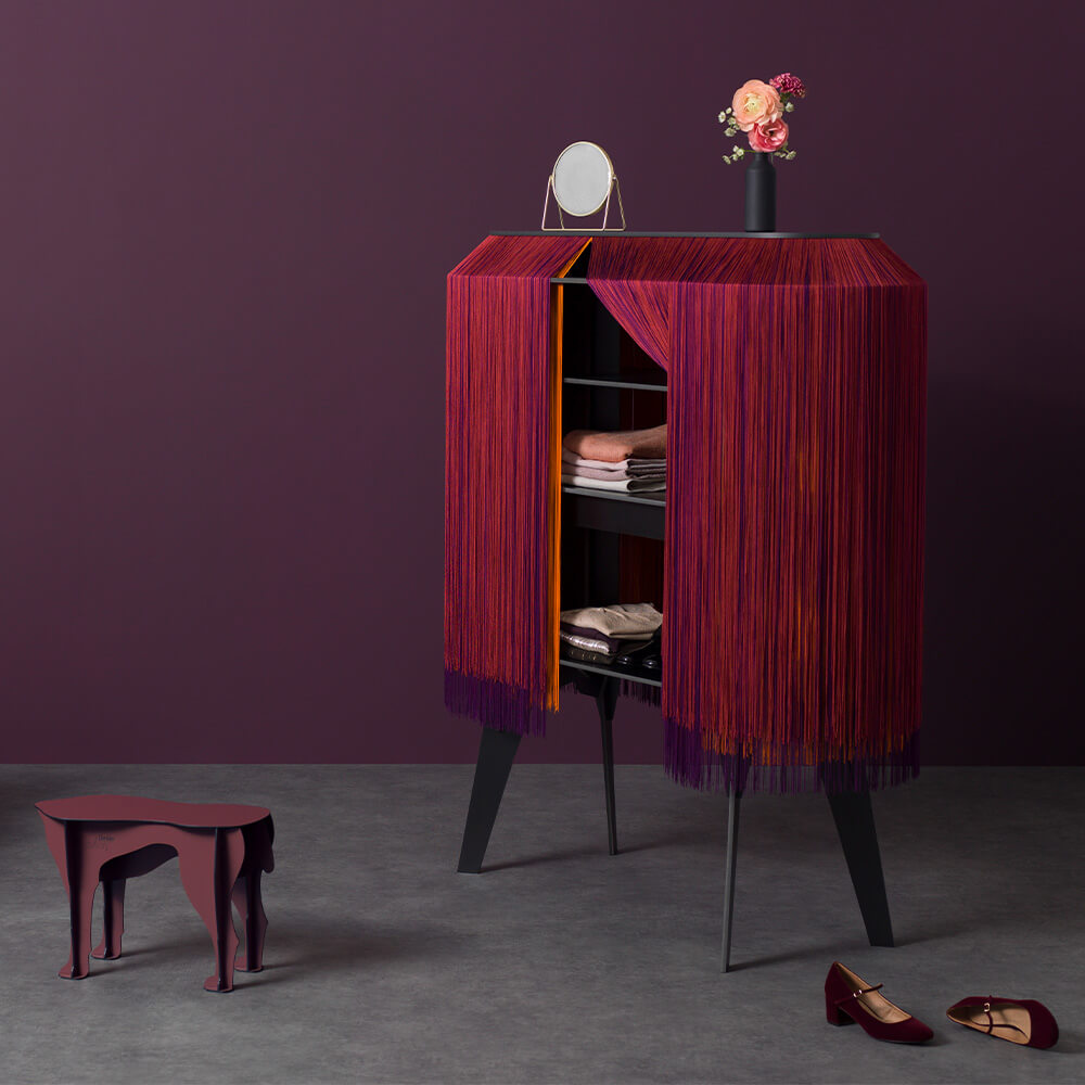 Red ALPAGA Bench