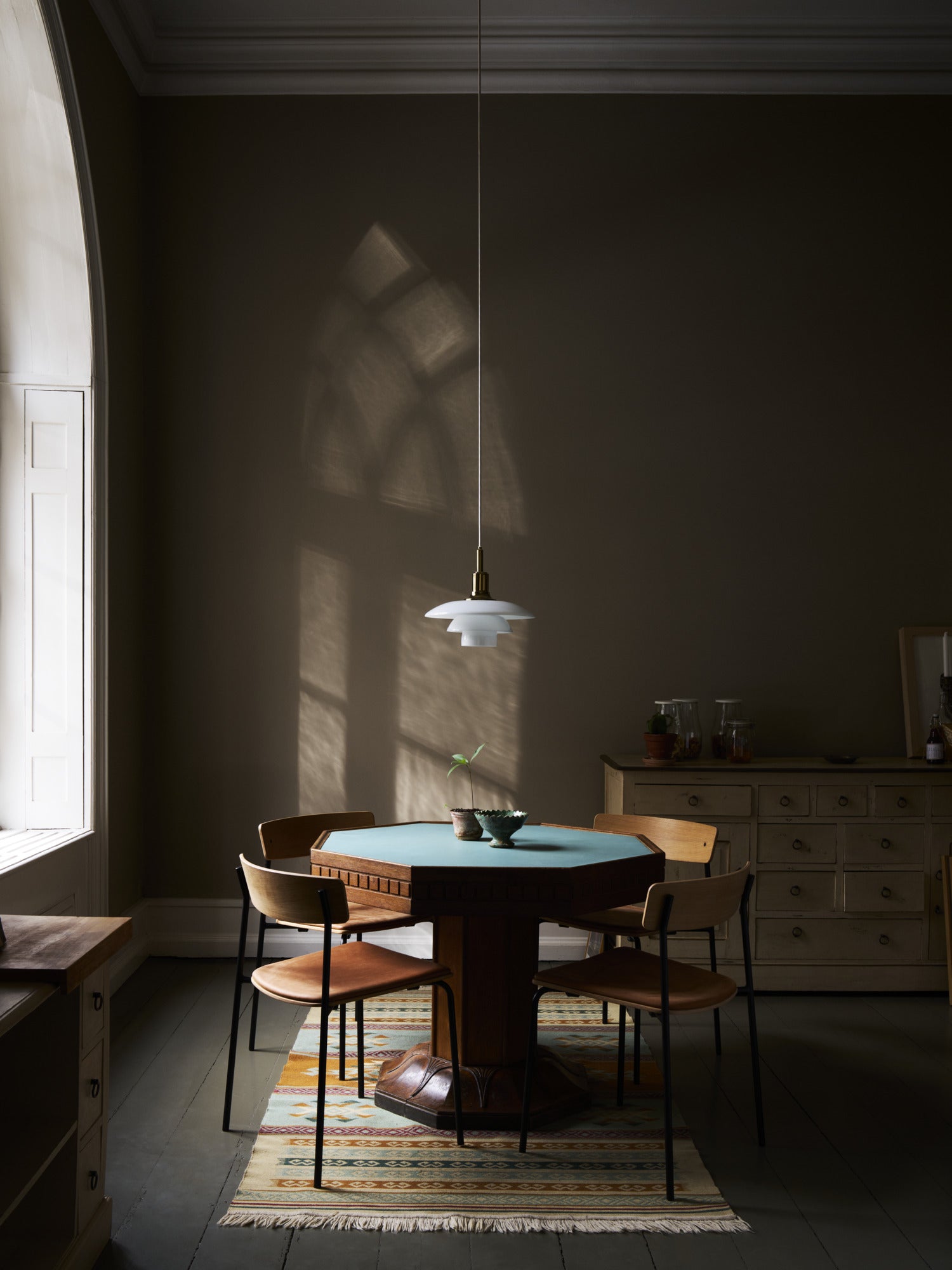 PH 3/2 pendant lamp white with brass finish