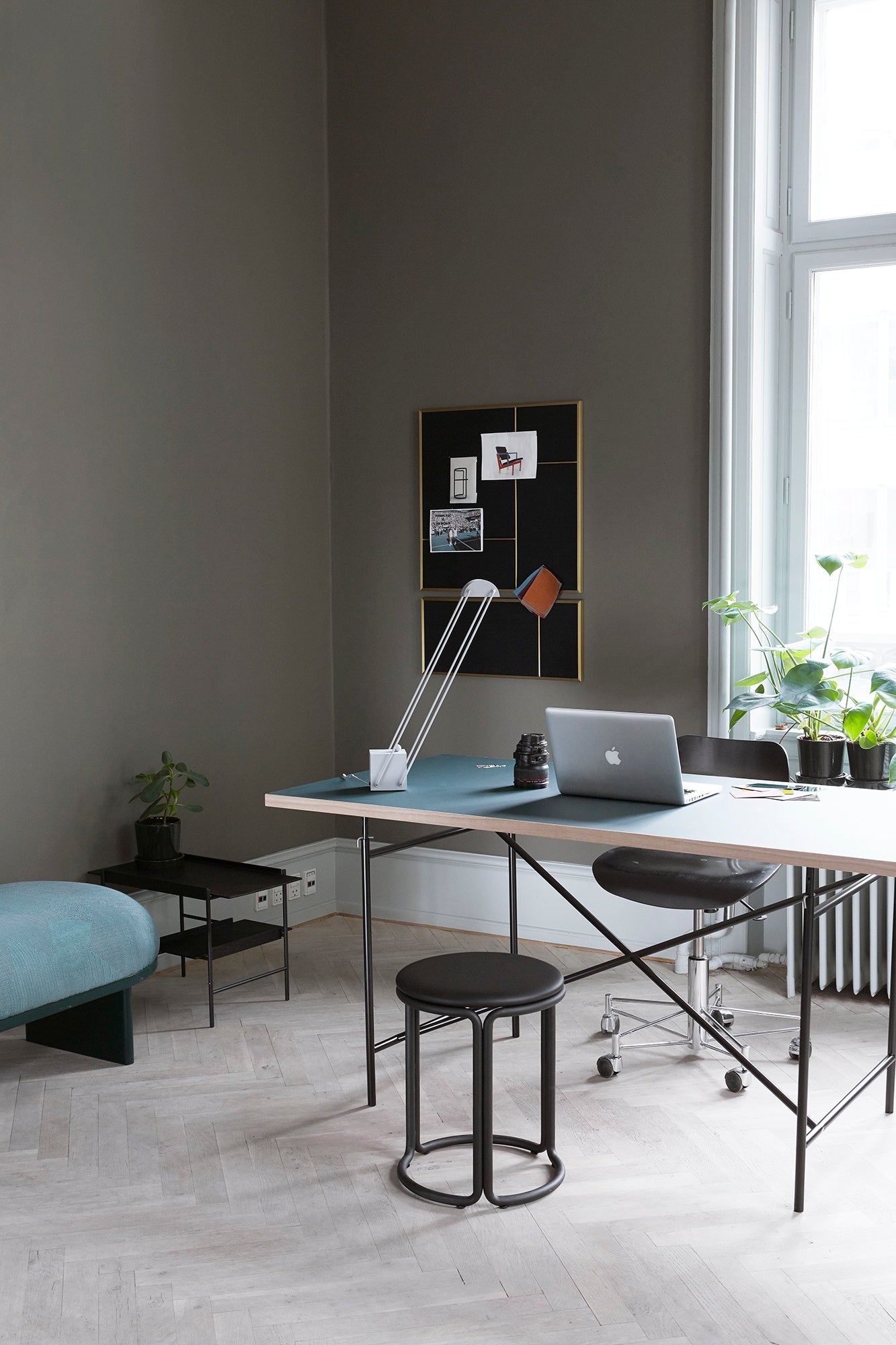 TOKIO desk lamp white