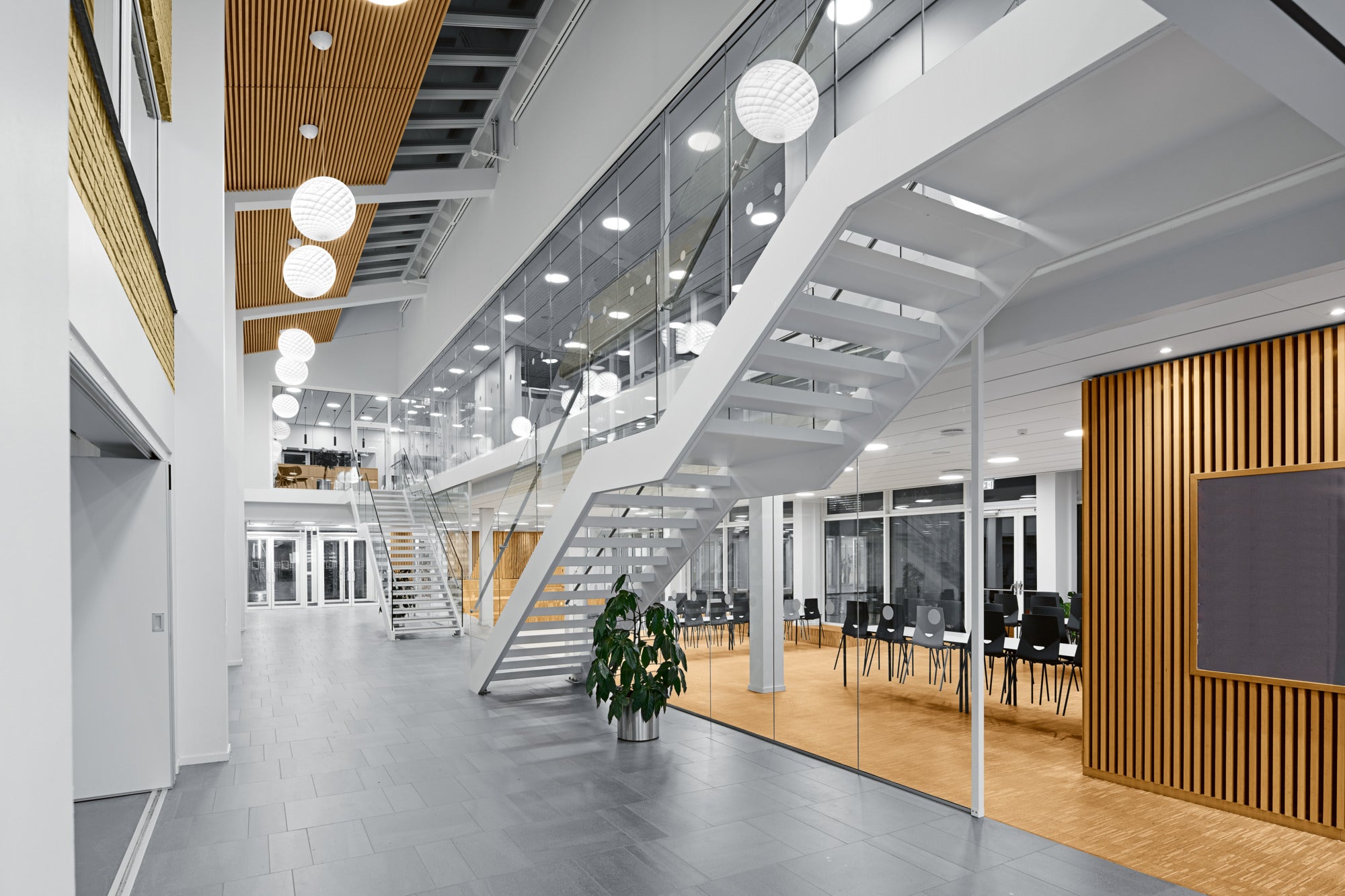 Pendelleuchte PATERA weiß