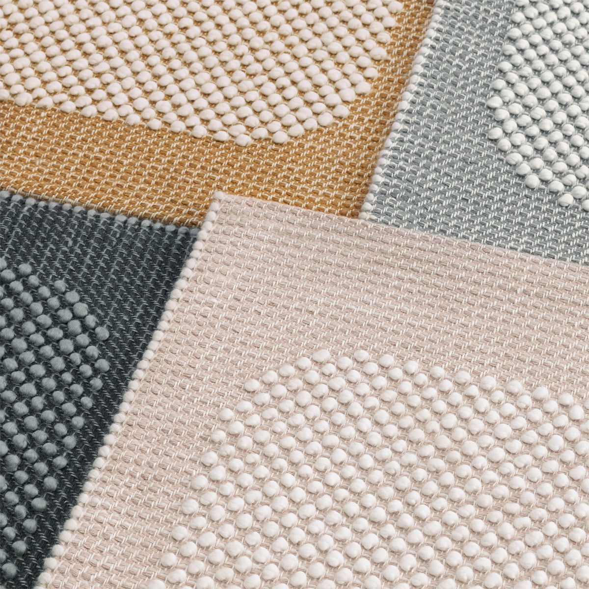 PEBBLE rug blue with beige