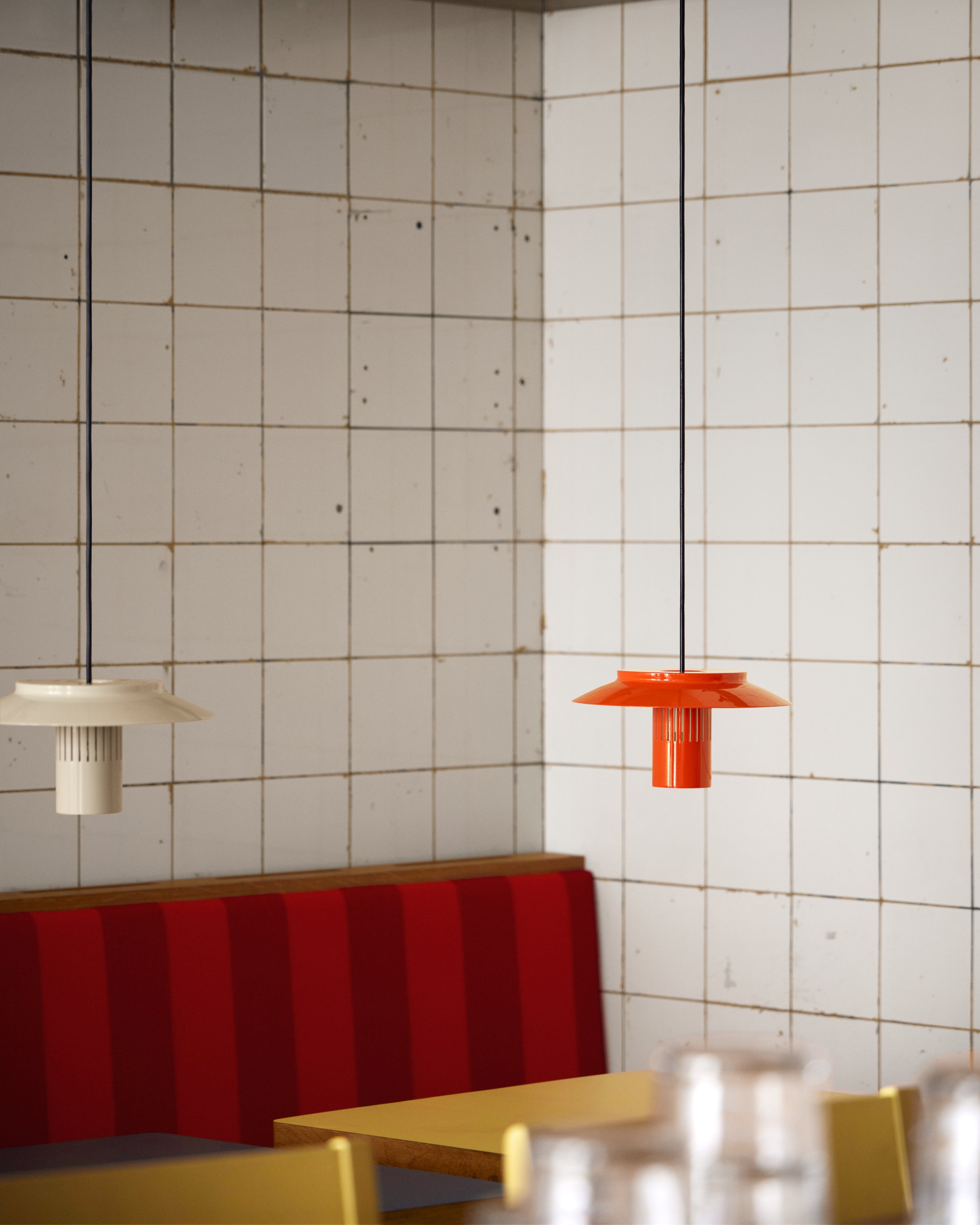 Hängelampe LILLE rot-orange