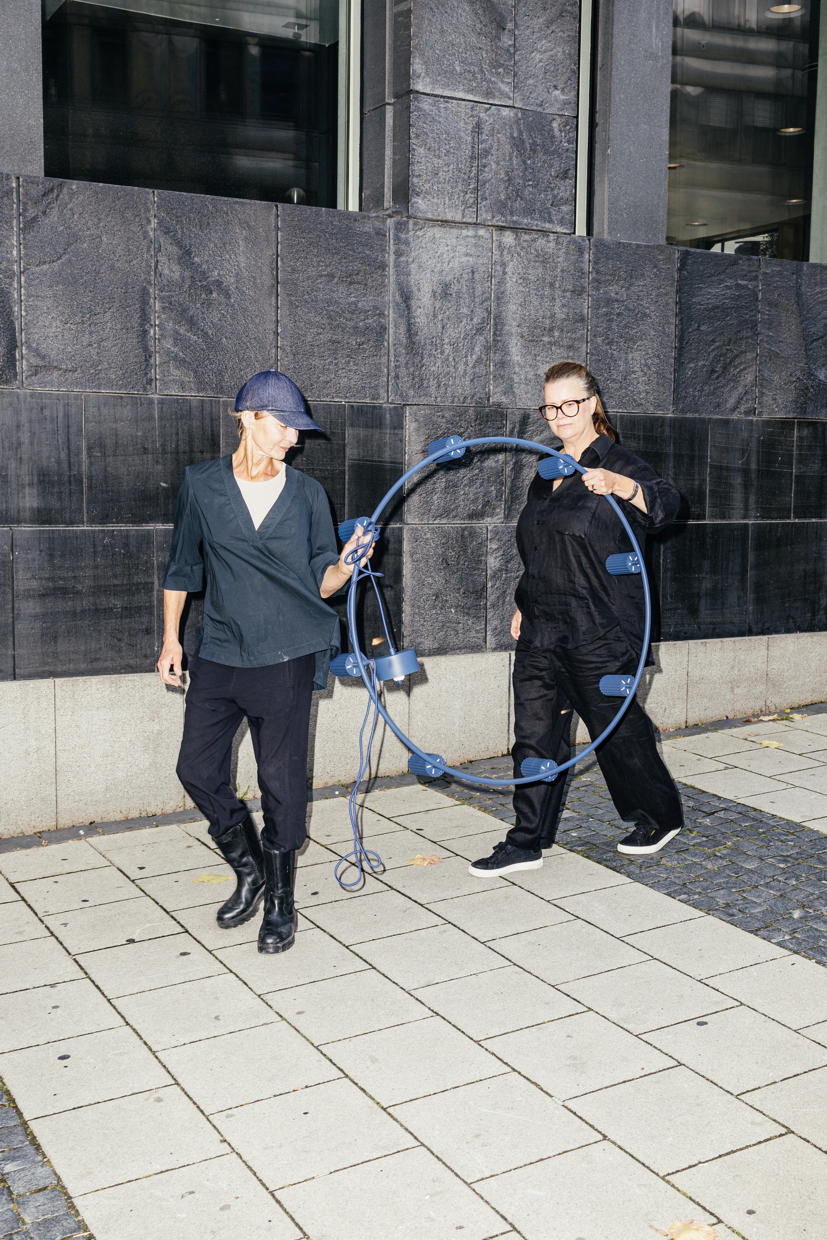 Pendelleuchte DONNA CIRCLE blau