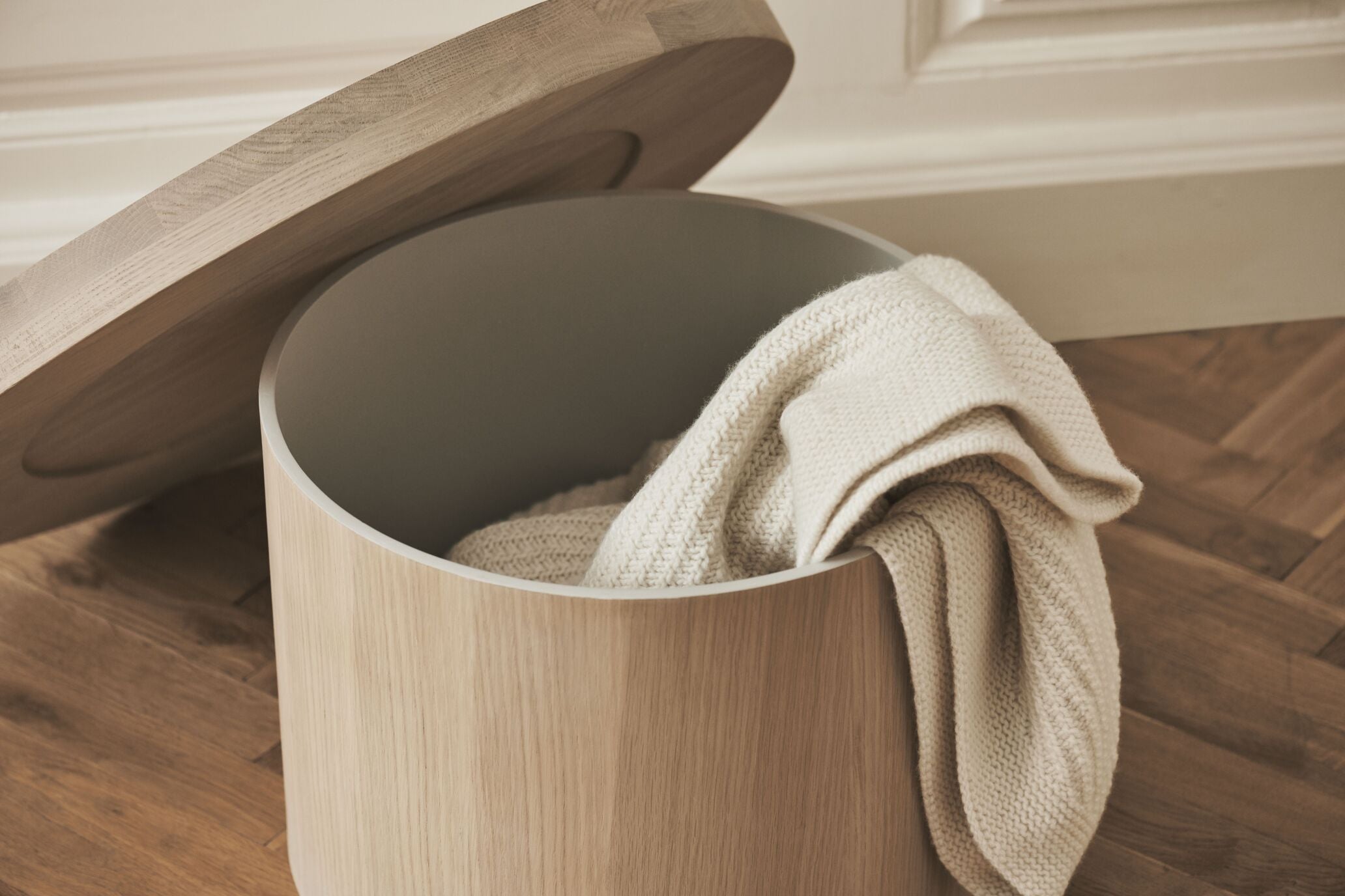 Side table plateau bleached oak wood