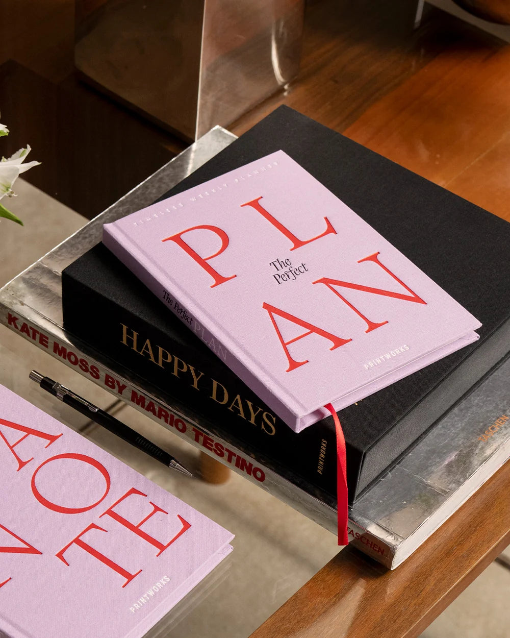 Weekly Planner THE PERFECT PLAN purple with red