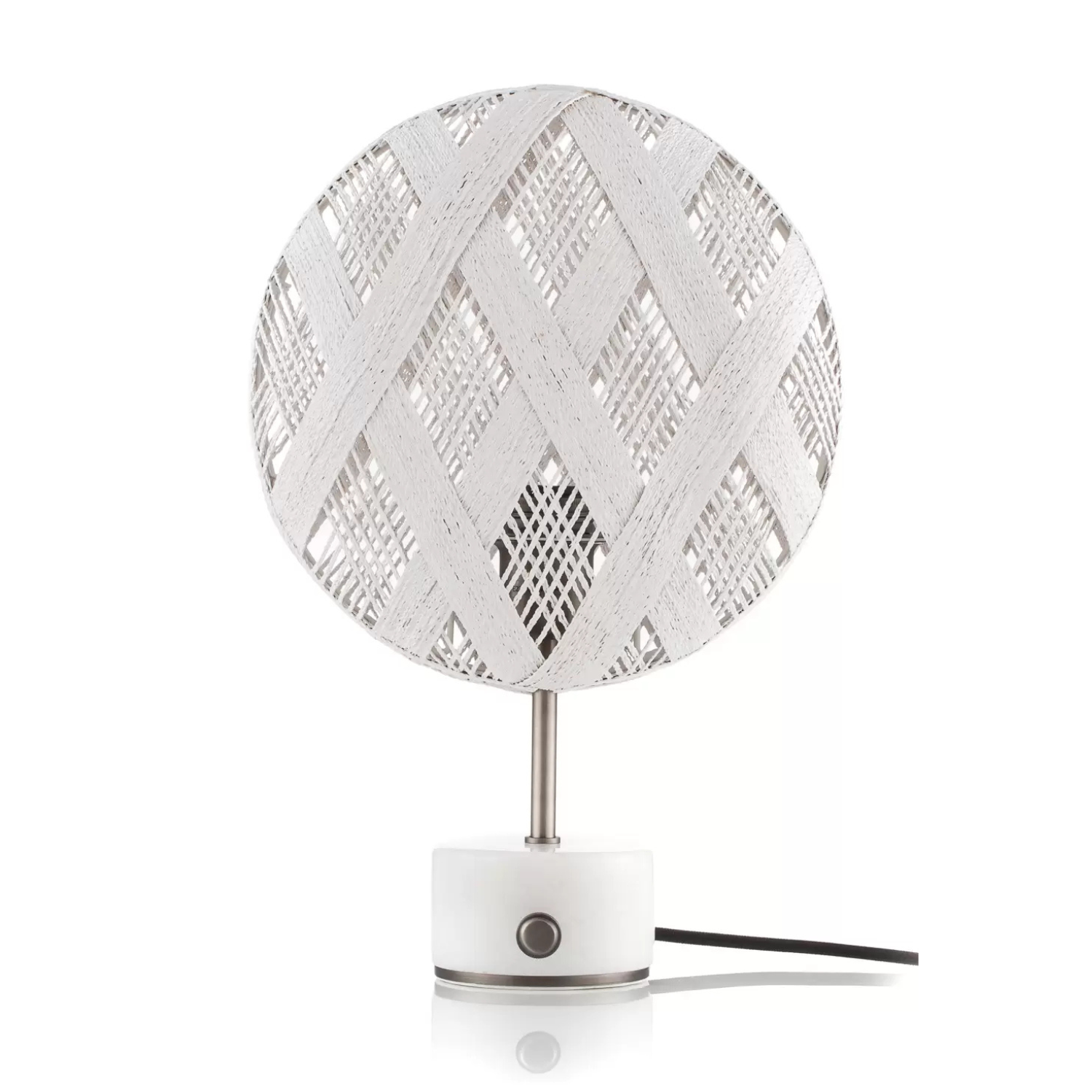 Chanpen Diamant White table lamp with a silver base