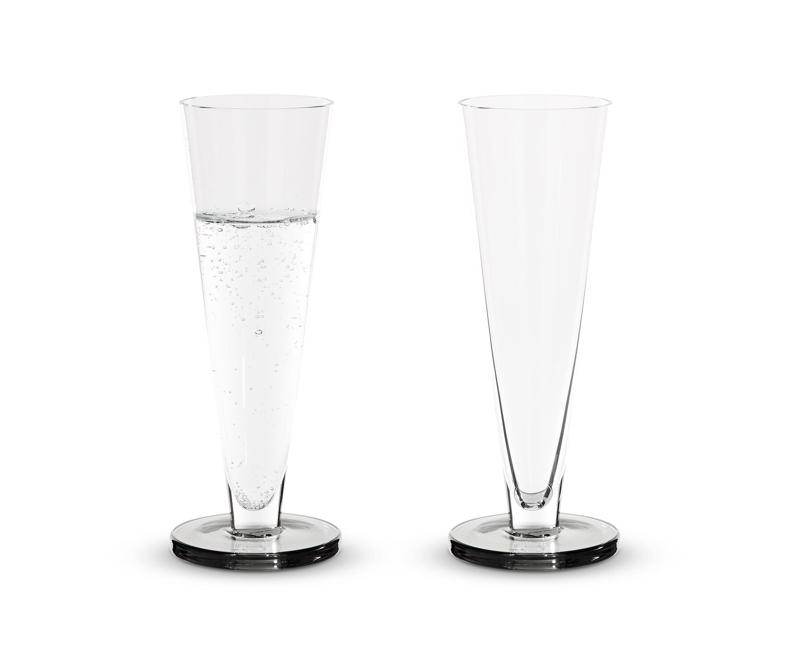 A set of Puck Flute glass champagne glasses [Julia] [Amelia SPR]