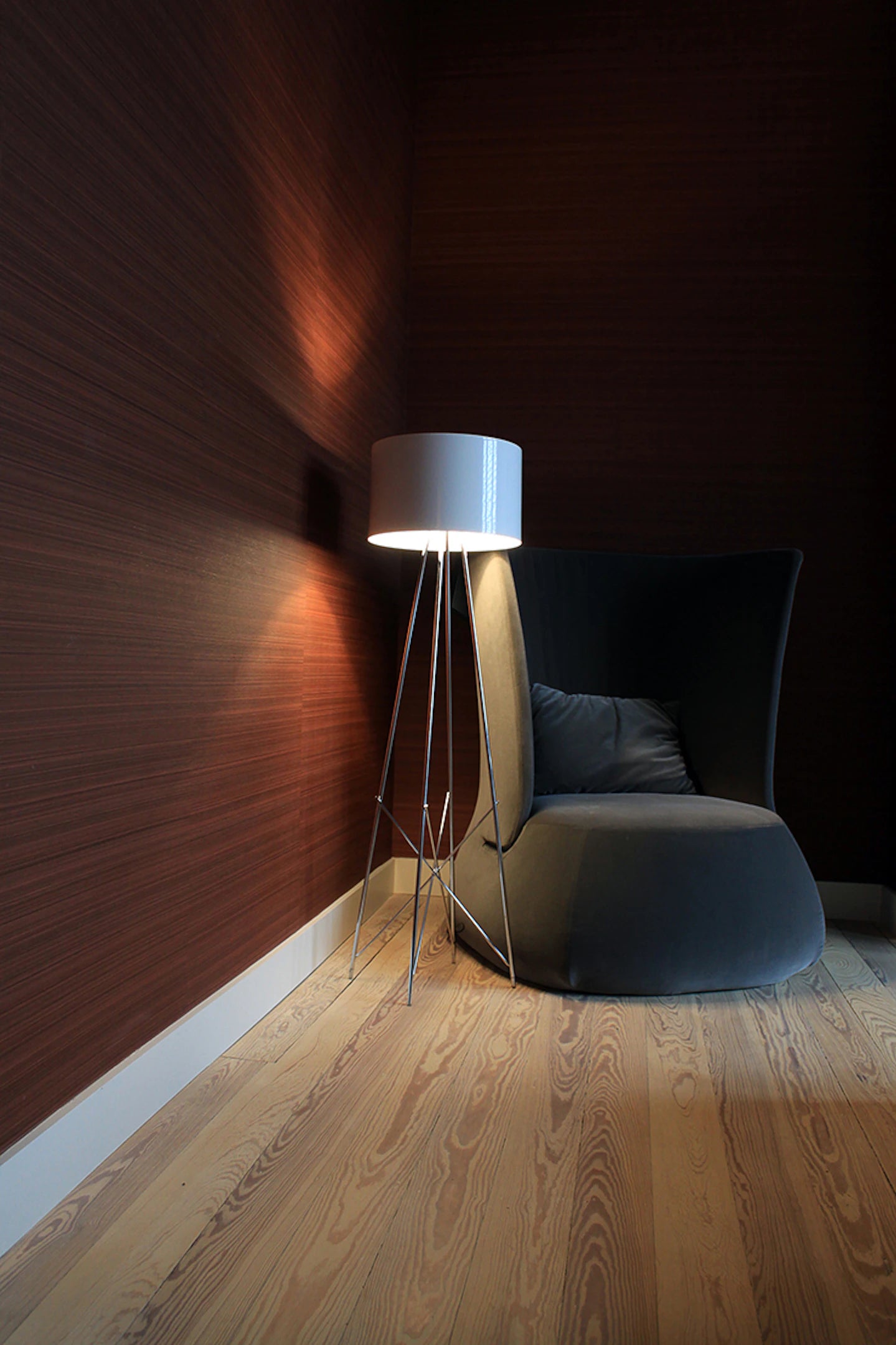 Stehlampe RAY Glas mit Metallbasis