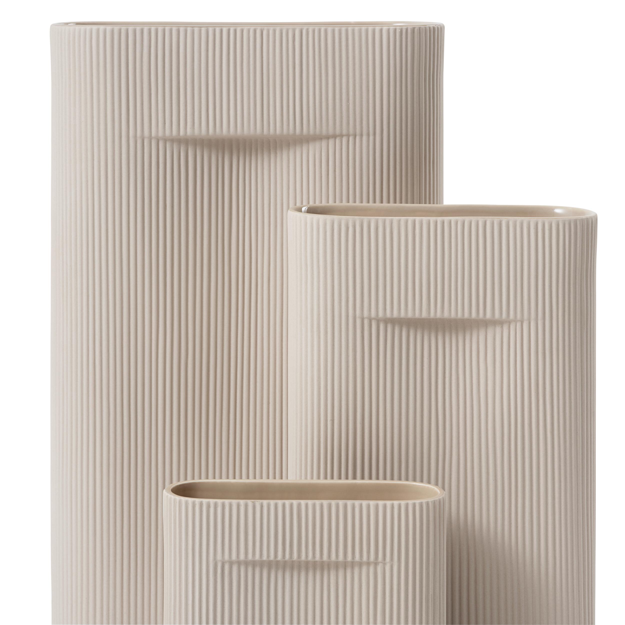 RIDGE beige ceramic vase