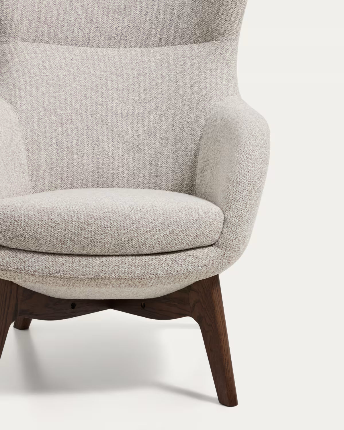 ADIRAN armchair in light beige chenille with a dark oak base.