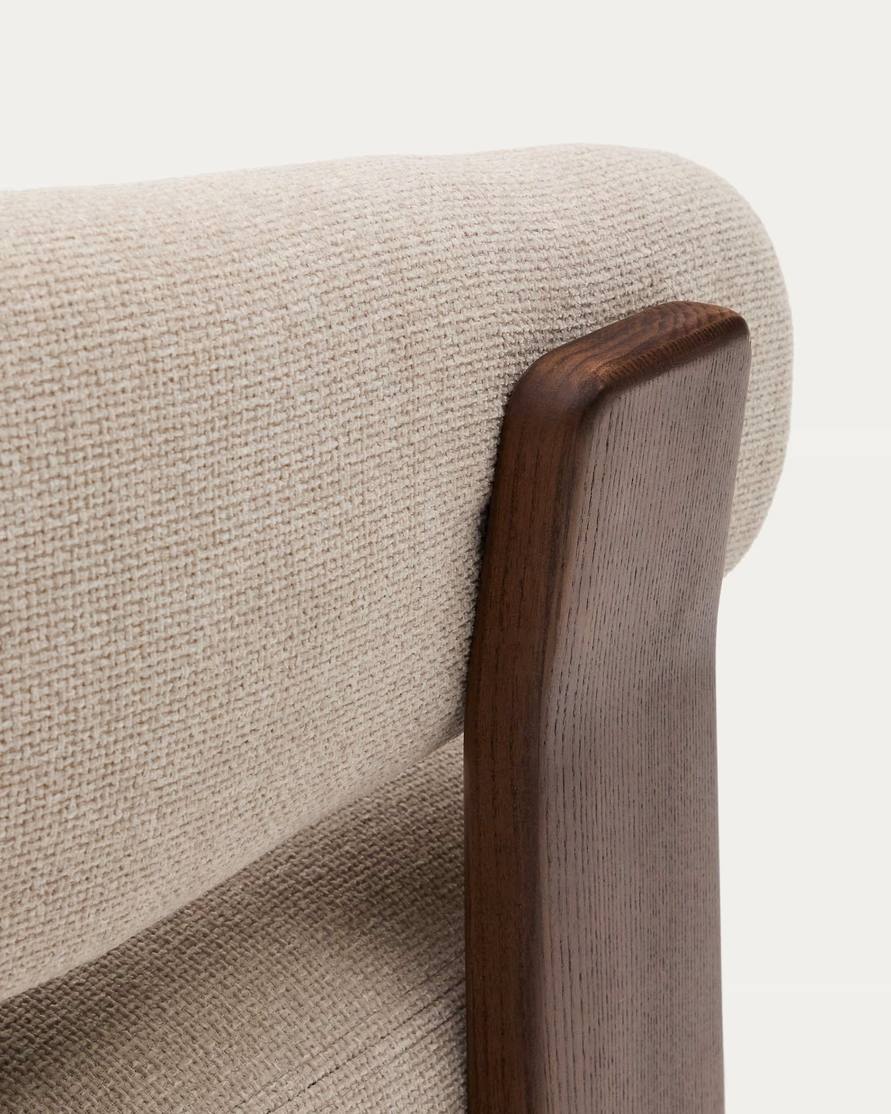 GRANITE armchair in beige chenille with a dark ash base