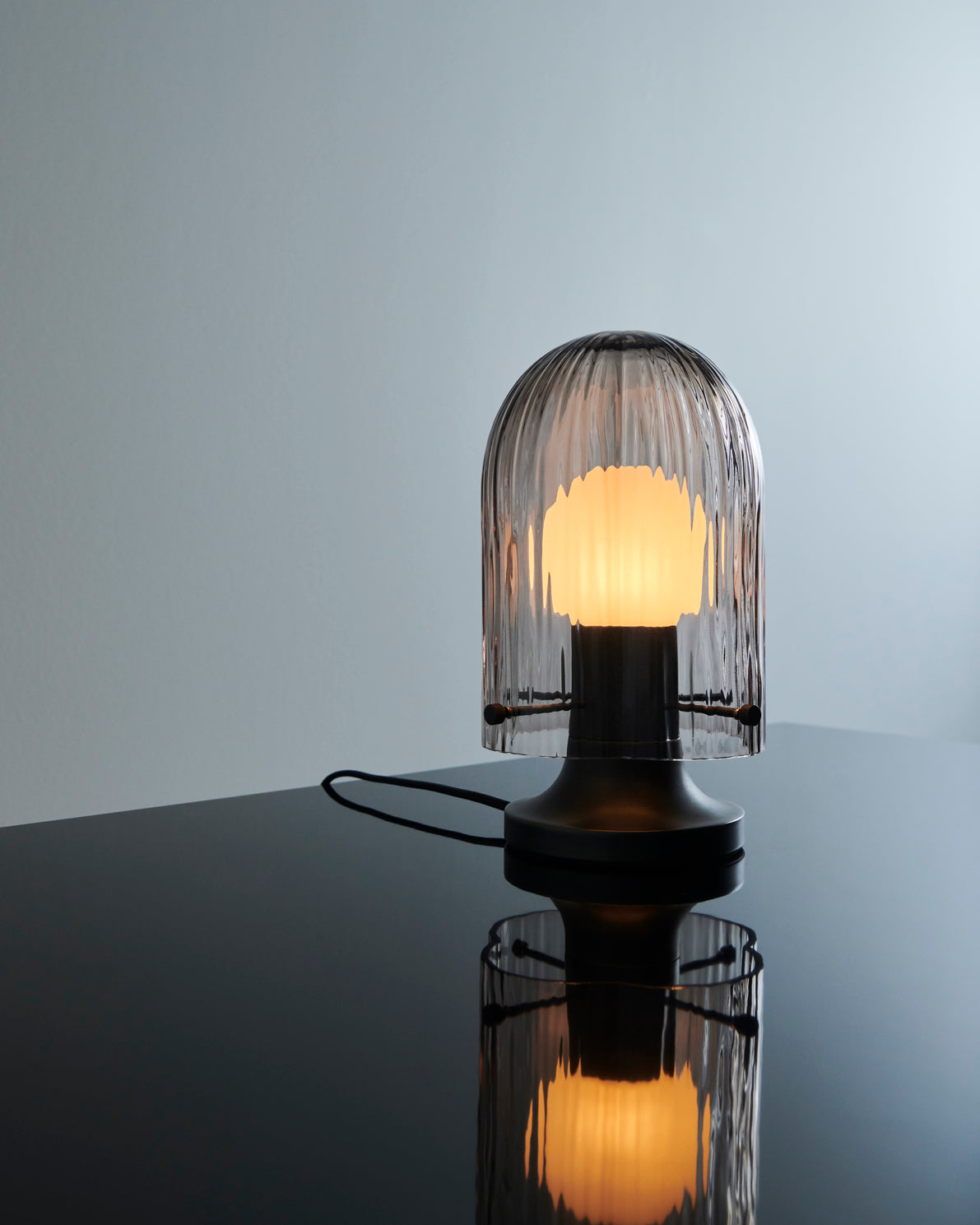 SEINE Pink Glass Table Lamp