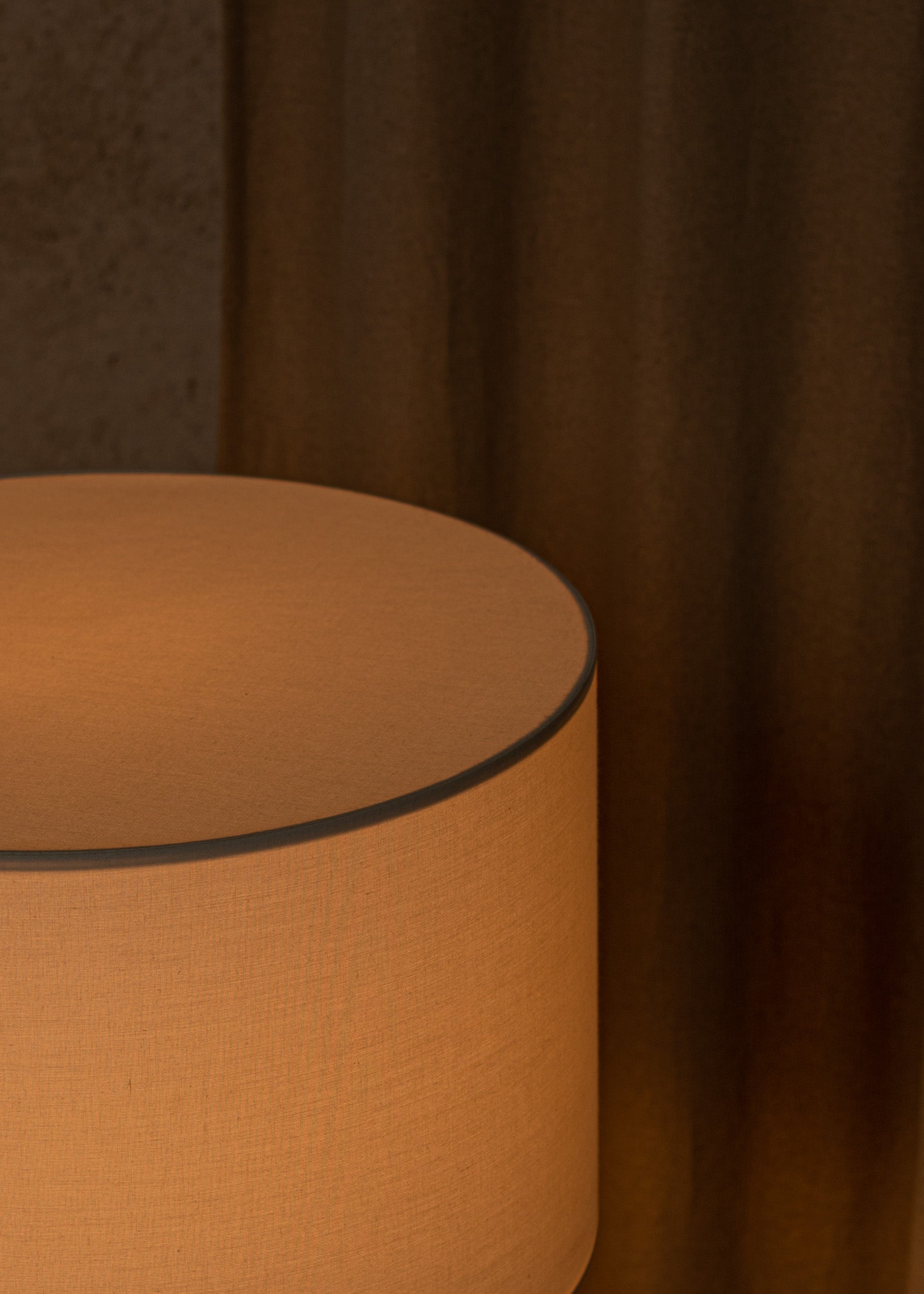 PEONA KELO Table Lamp in Oak Wood