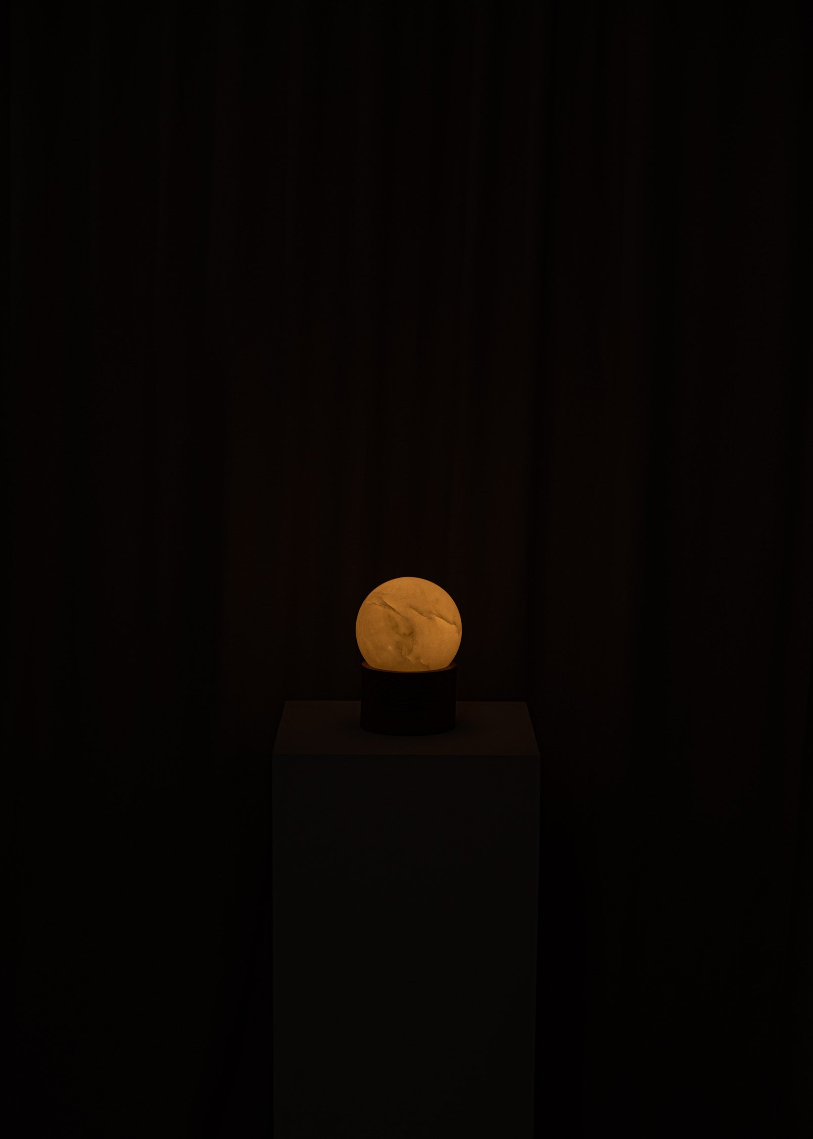 Portable Lamp AUGURISTO White Alabaster