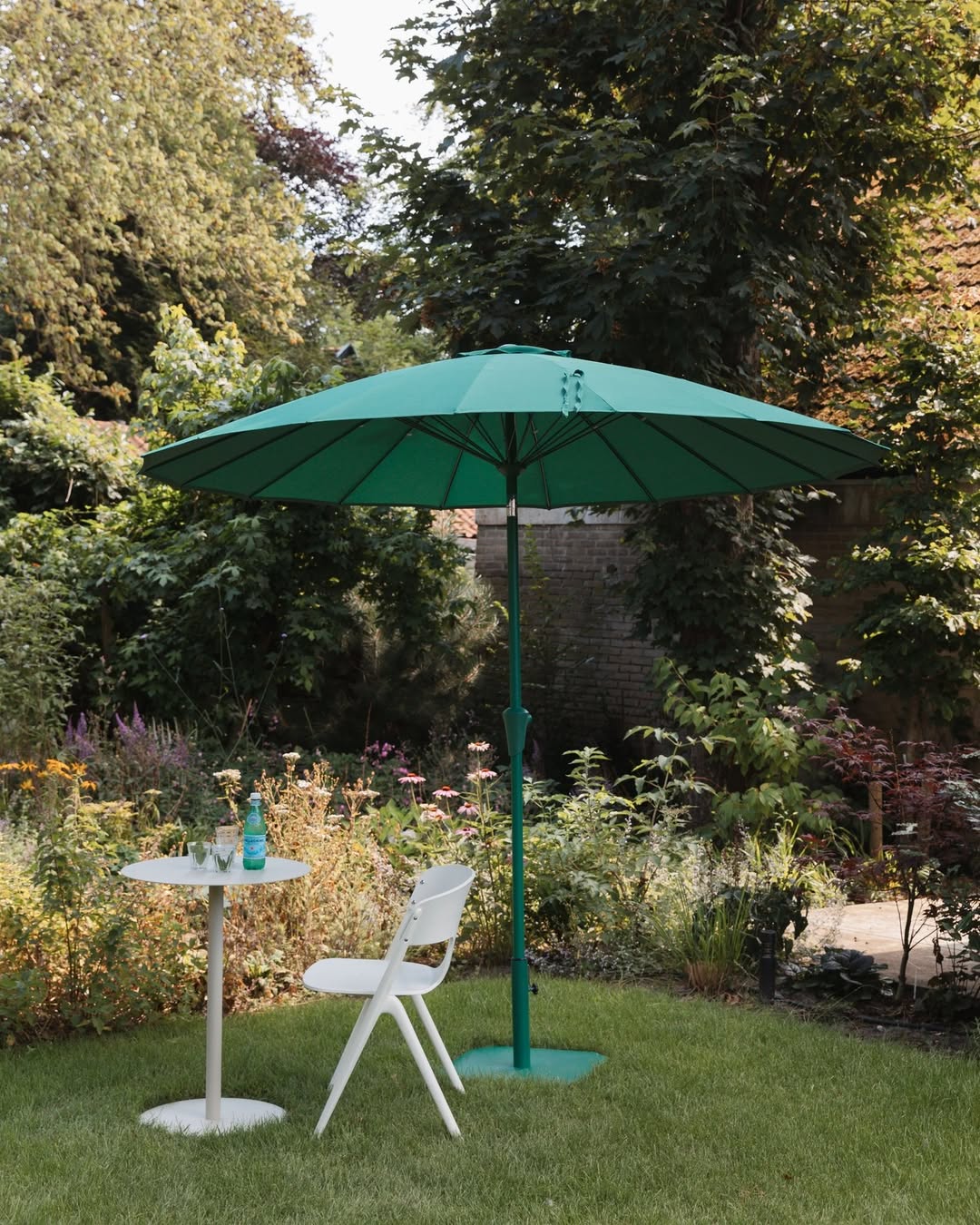 BISTRO SNOW Green Table