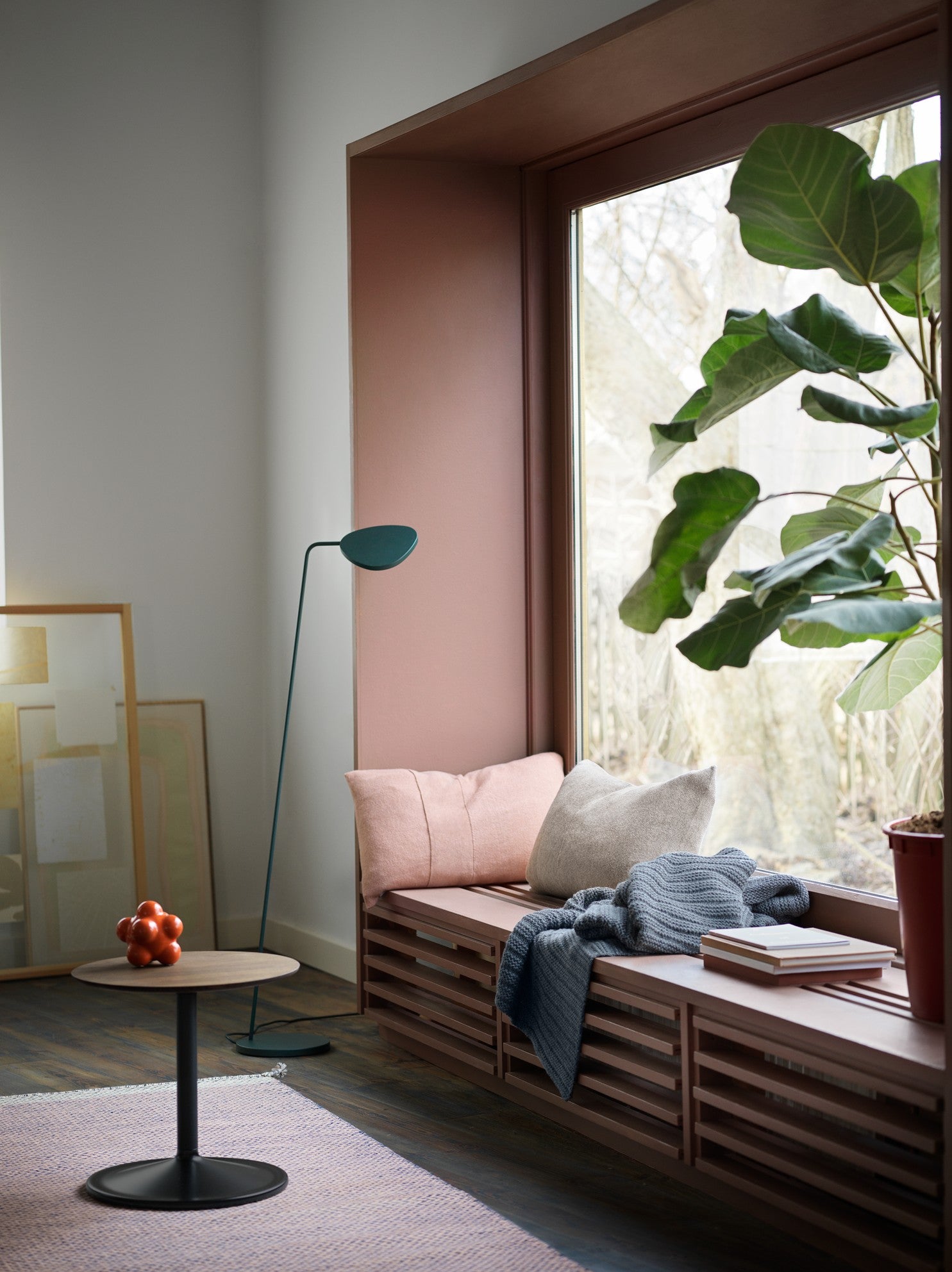 LEAF floor lamp dark green