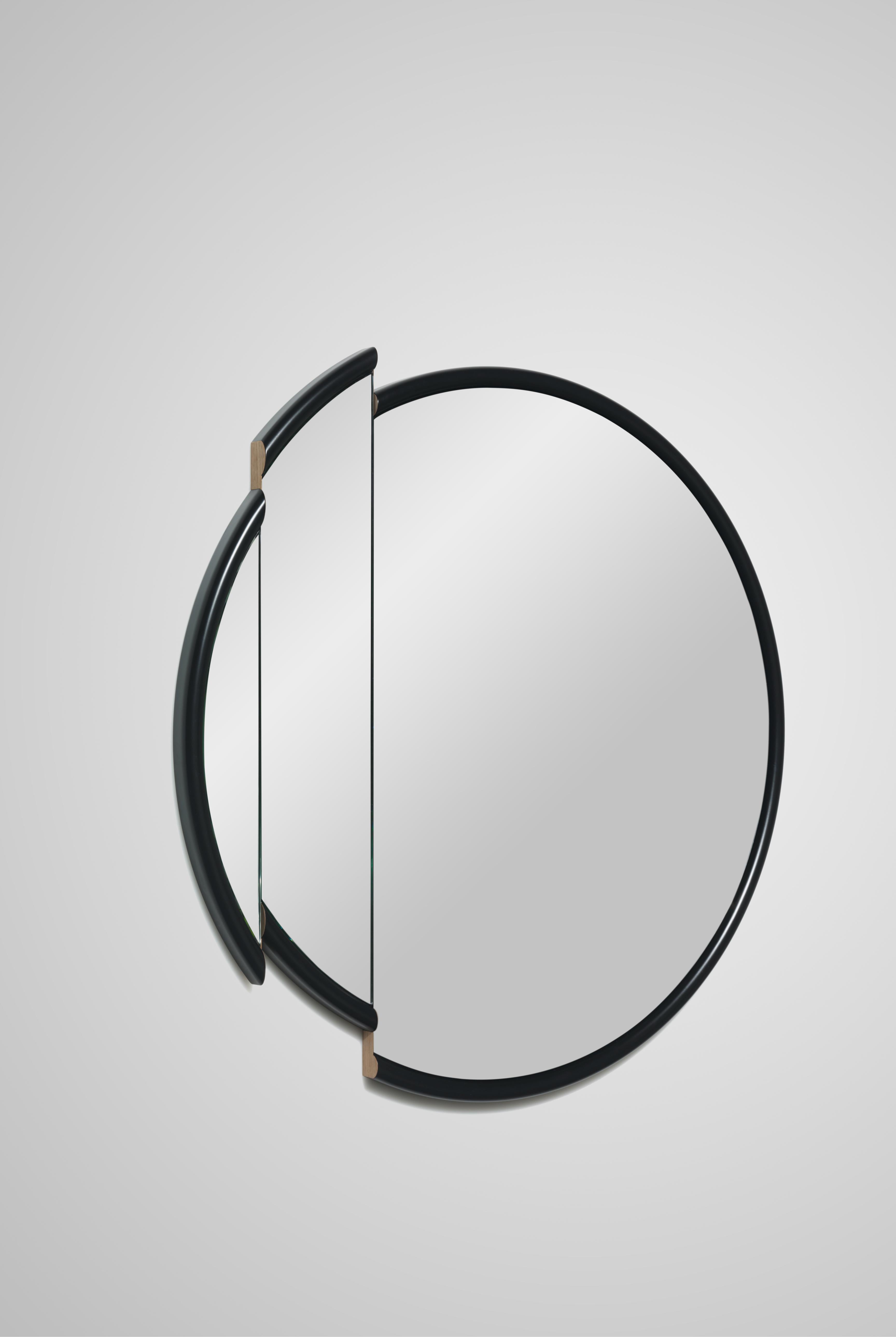 SPLIT Black Round Mirror