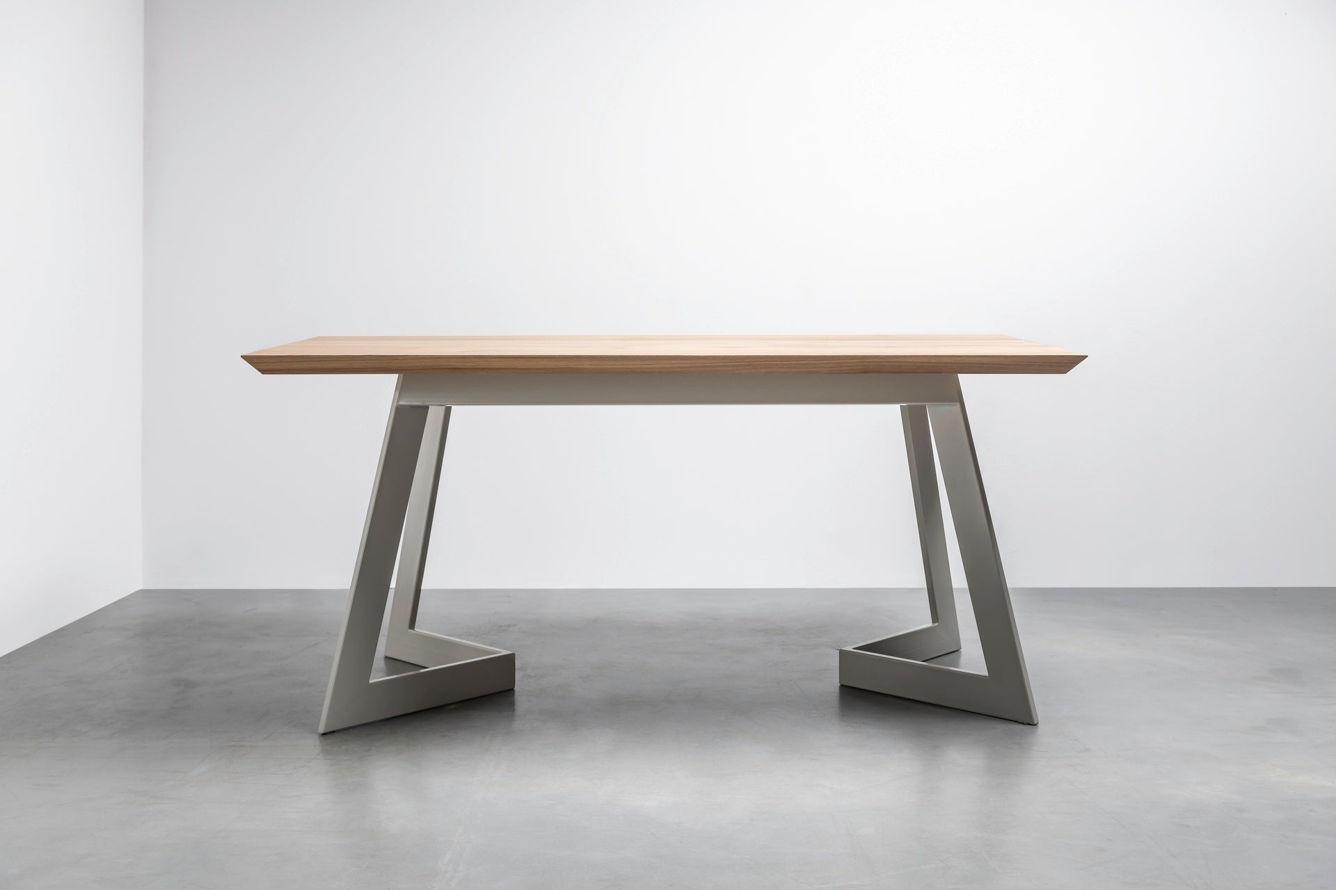 ANTONIO oak table top with steel base