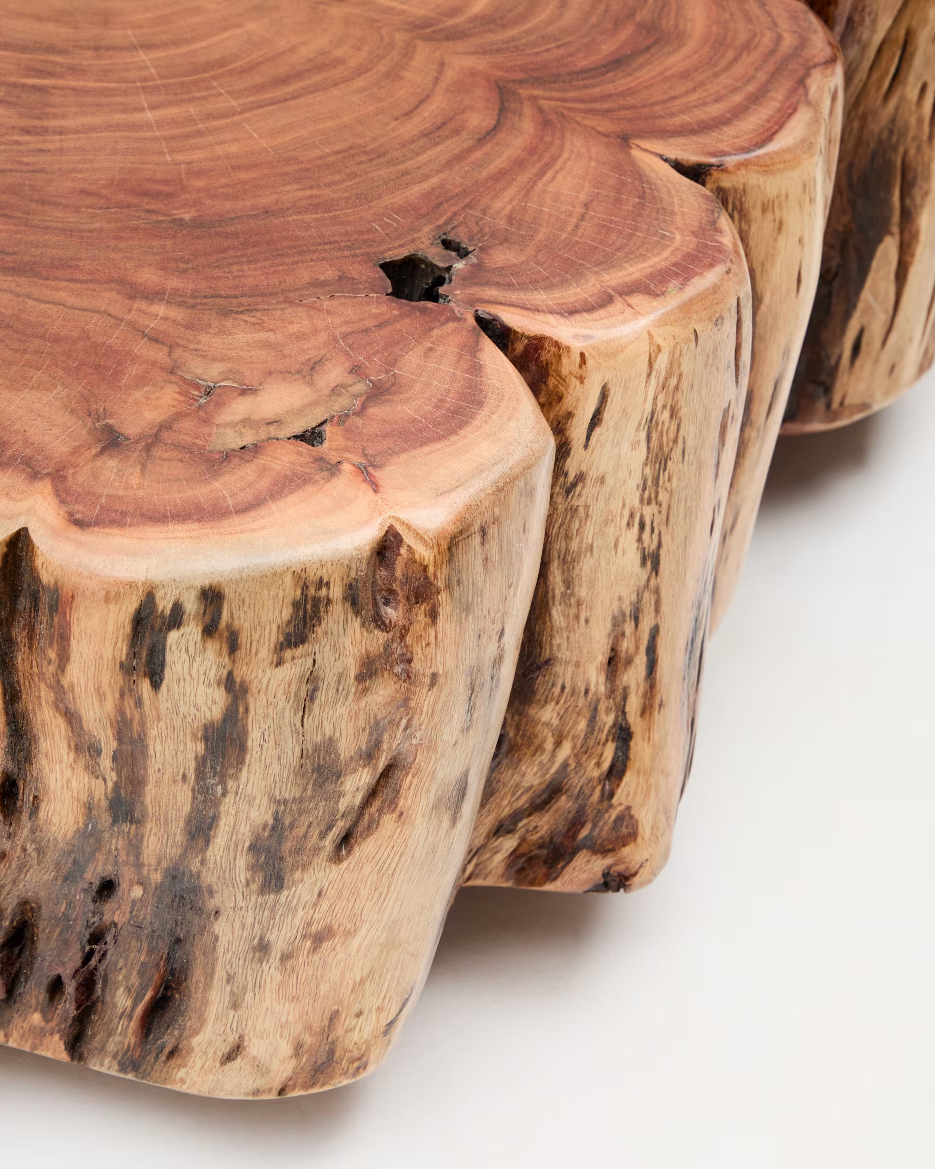NUVINE lite coffee table acacia wood