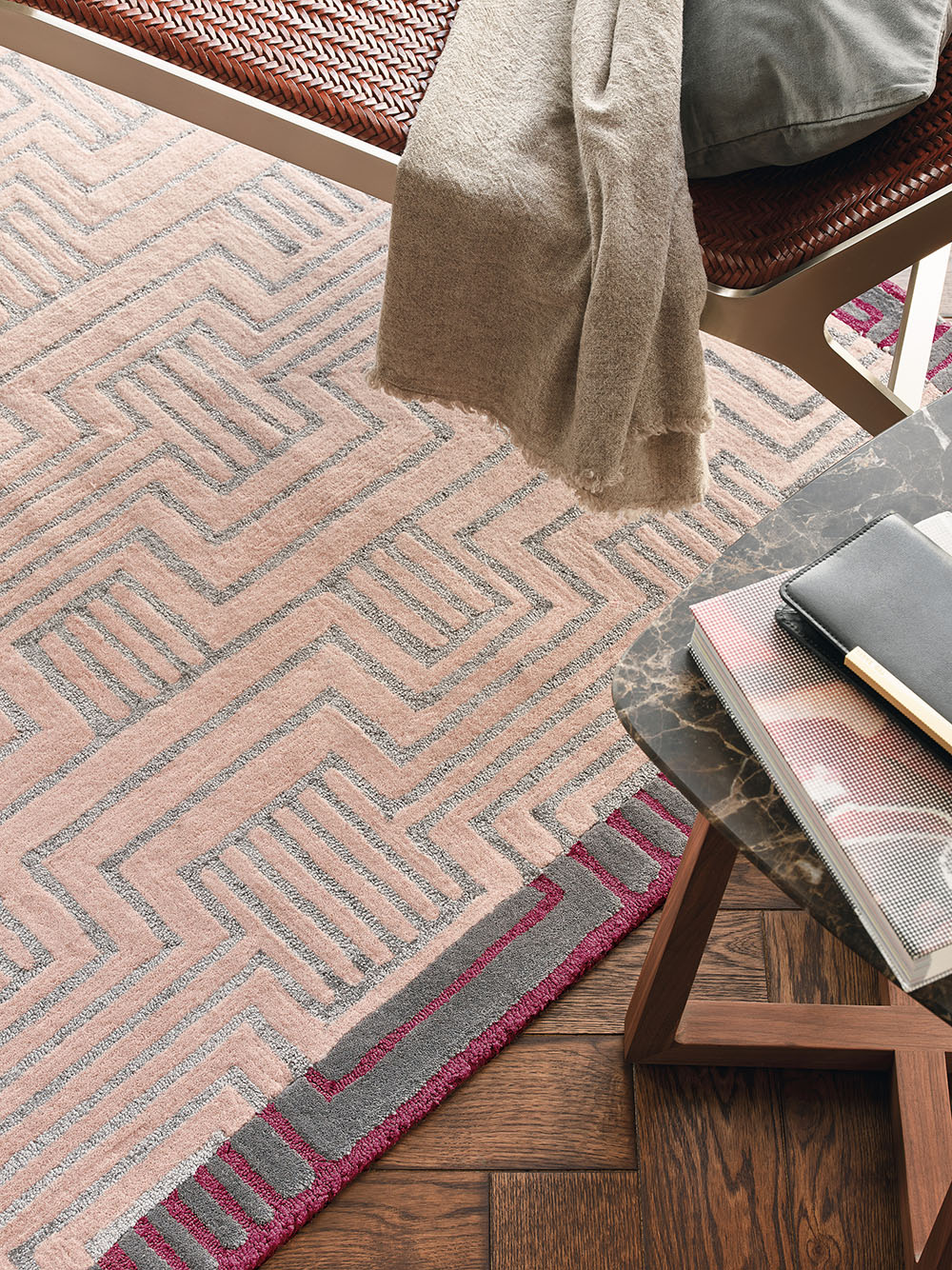 Kinmo pink rug