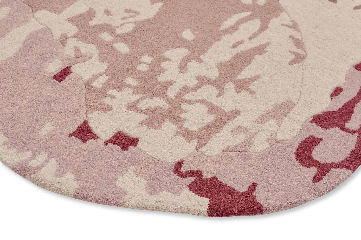 Shaped rug magnolia light pink