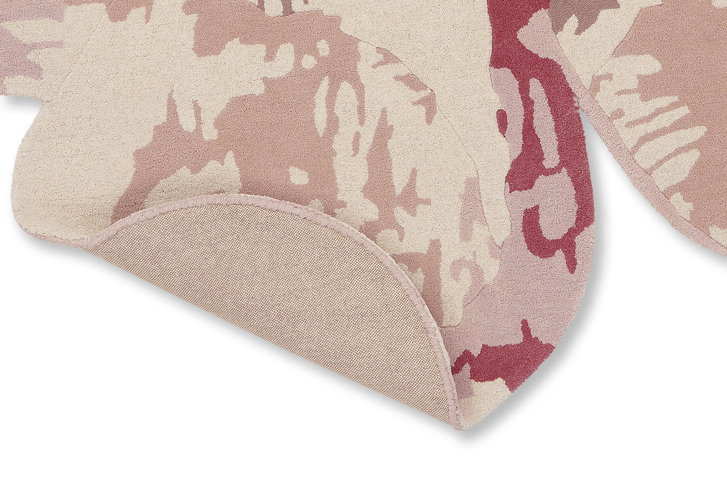 Shaped rug magnolia light pink