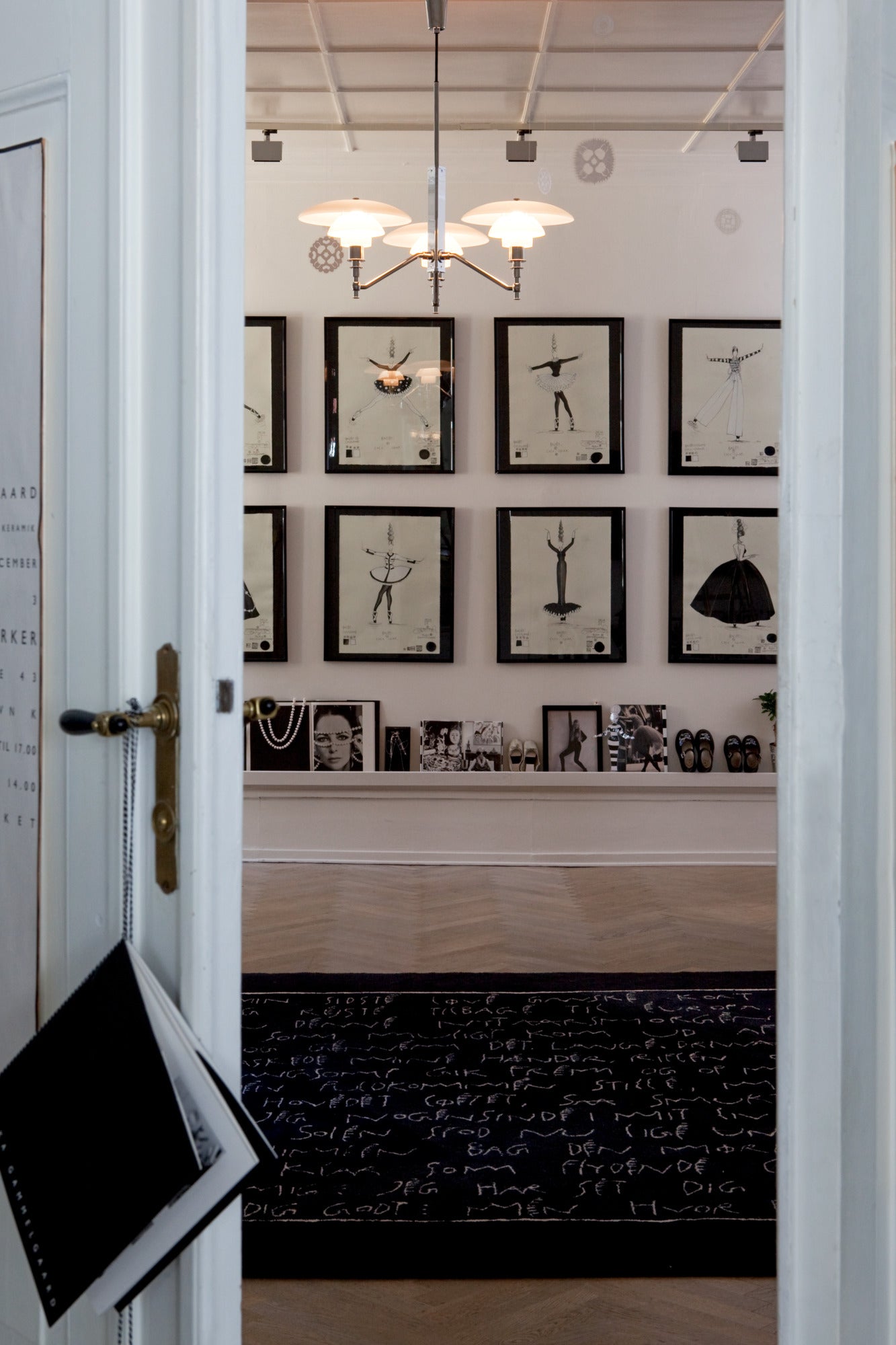 Pendelleuchte PH 3/2 ACADEMY weiß mit verchromter Oberfläche