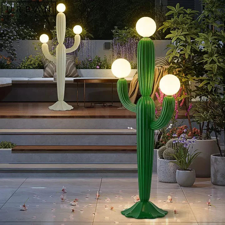 SAGUARO outdoor lamp white