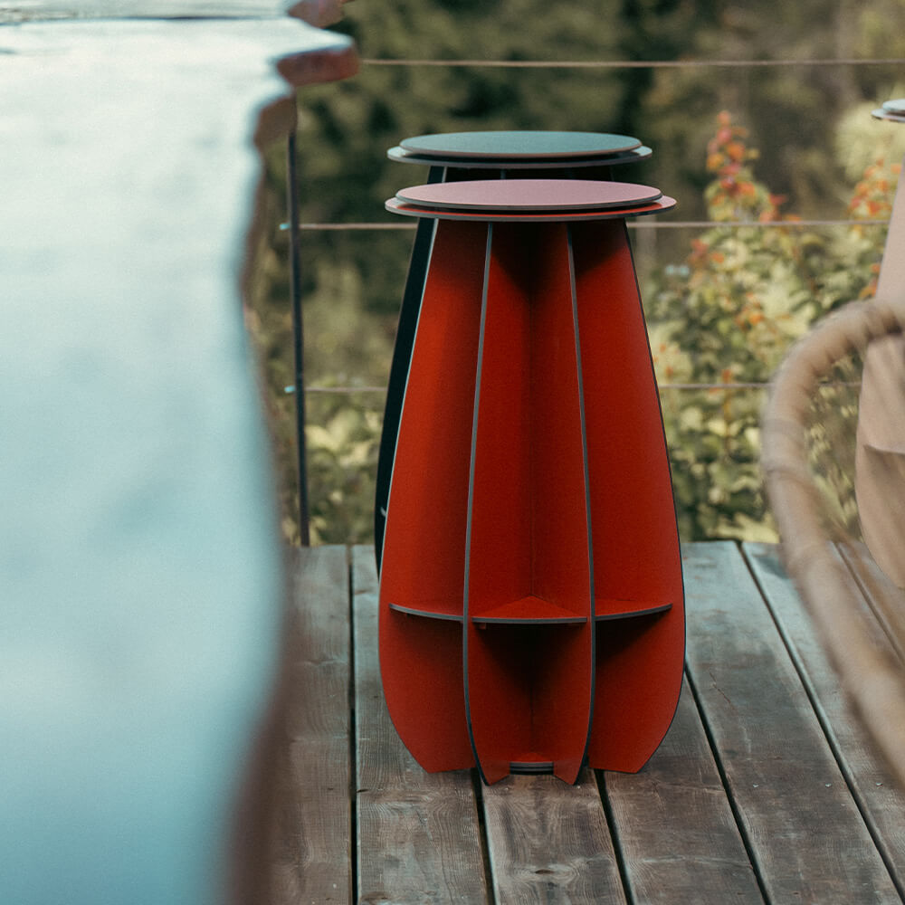 GARDENIA White Garden Stool