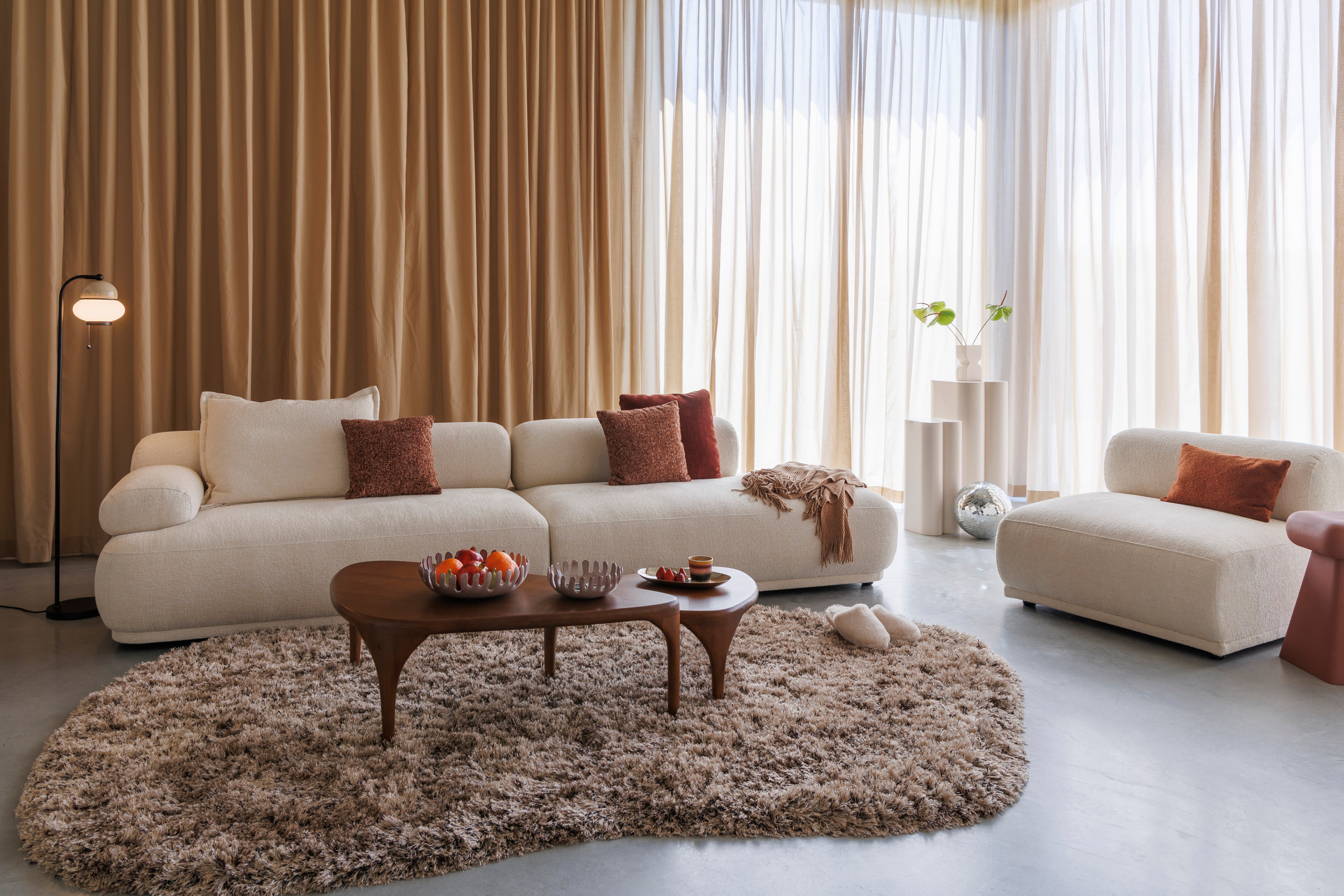 TASTY long-pile rug in brown