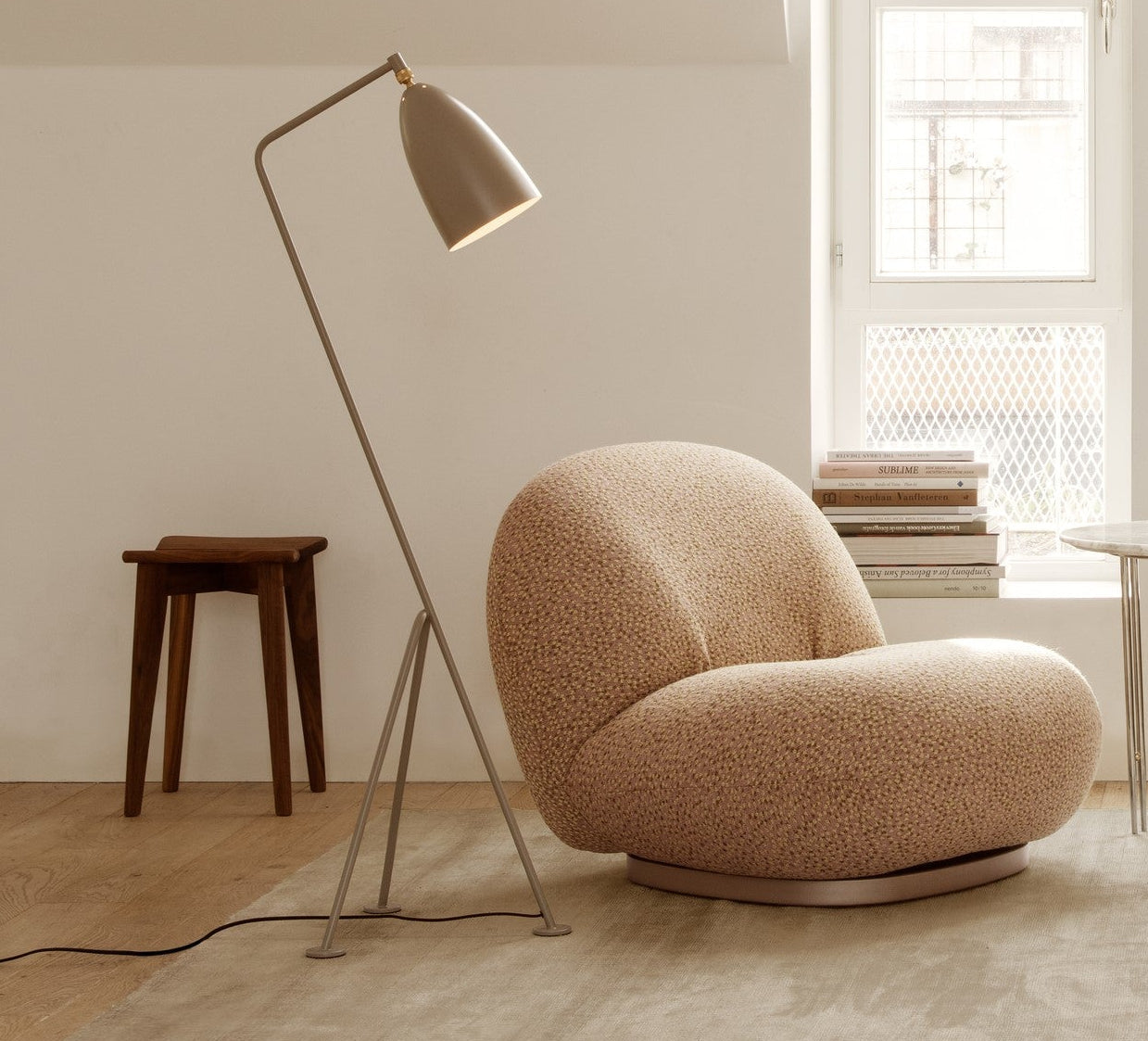 Floor lamps